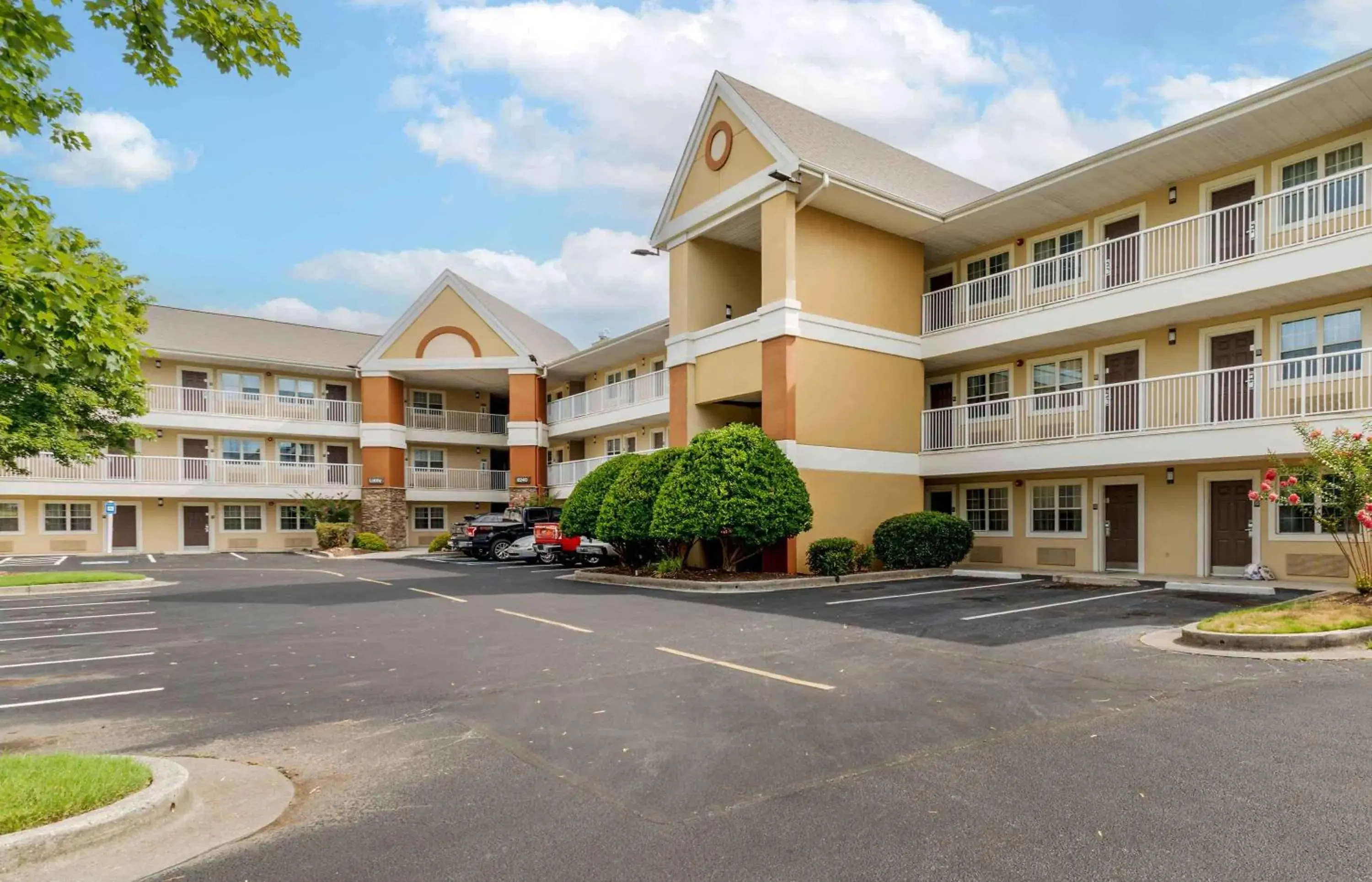 Property Building in Extended Stay America Suites - Chattanooga - Airport