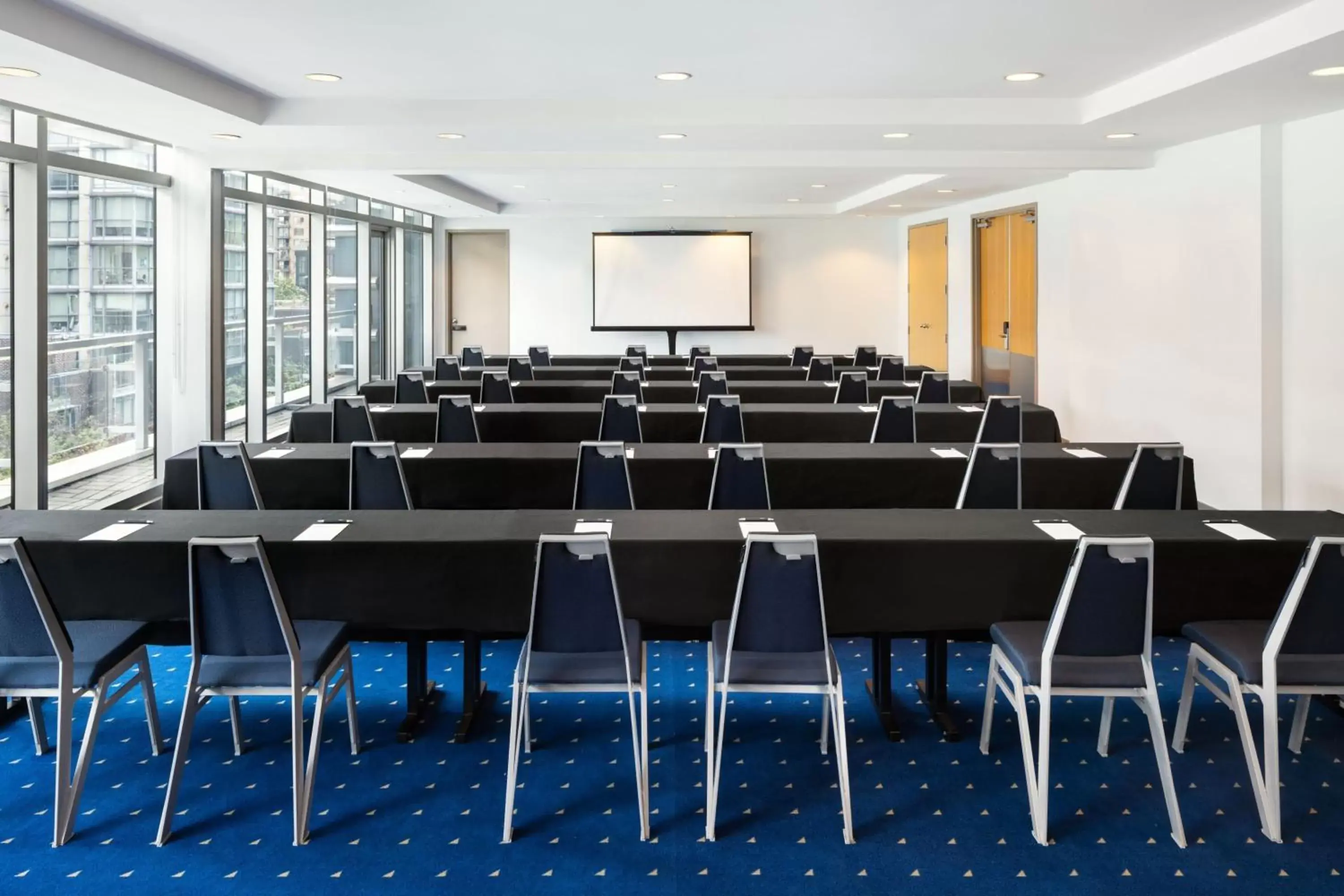 Meeting/conference room in Sheraton Vancouver Wall Centre