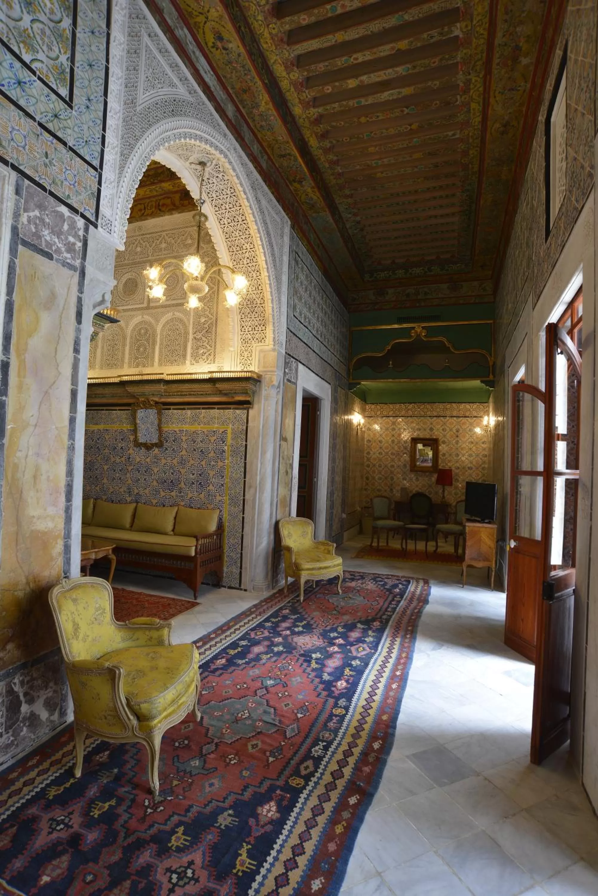 Seating area in Palais Bayram