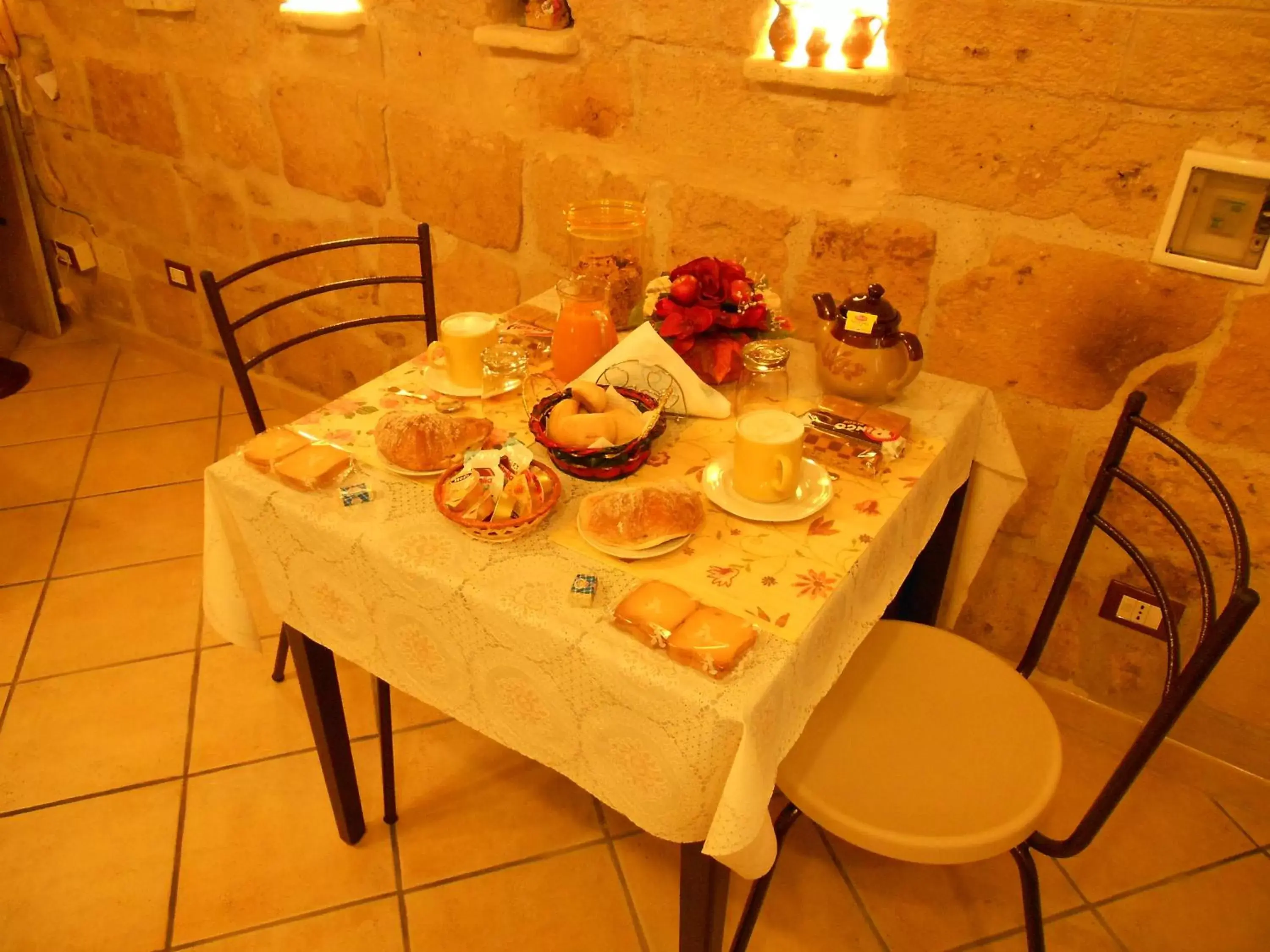 Food and drinks, Restaurant/Places to Eat in B&B Casa Cimino - Monopoli - Puglia