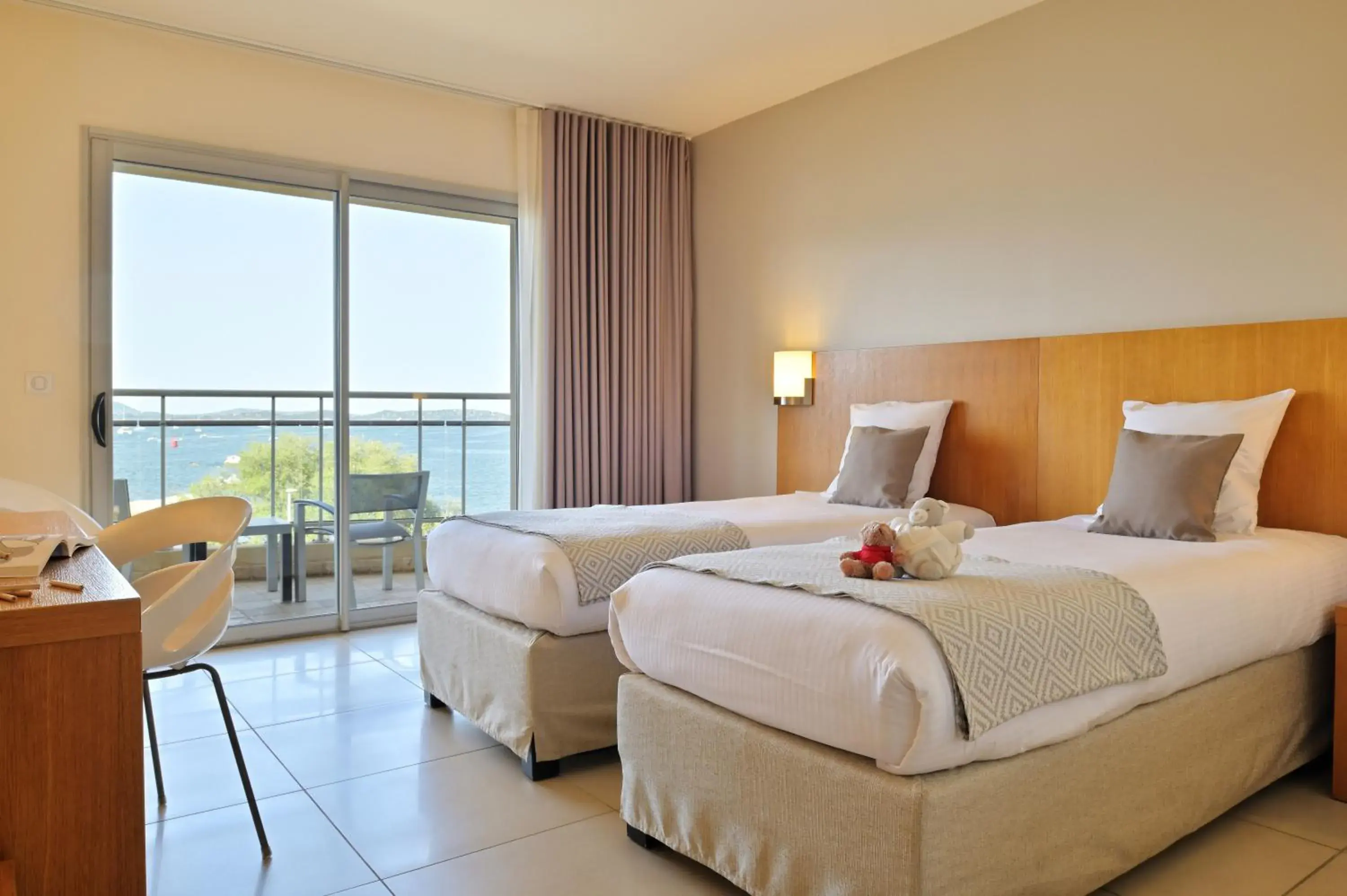 Bedroom in Hotel Costa Salina