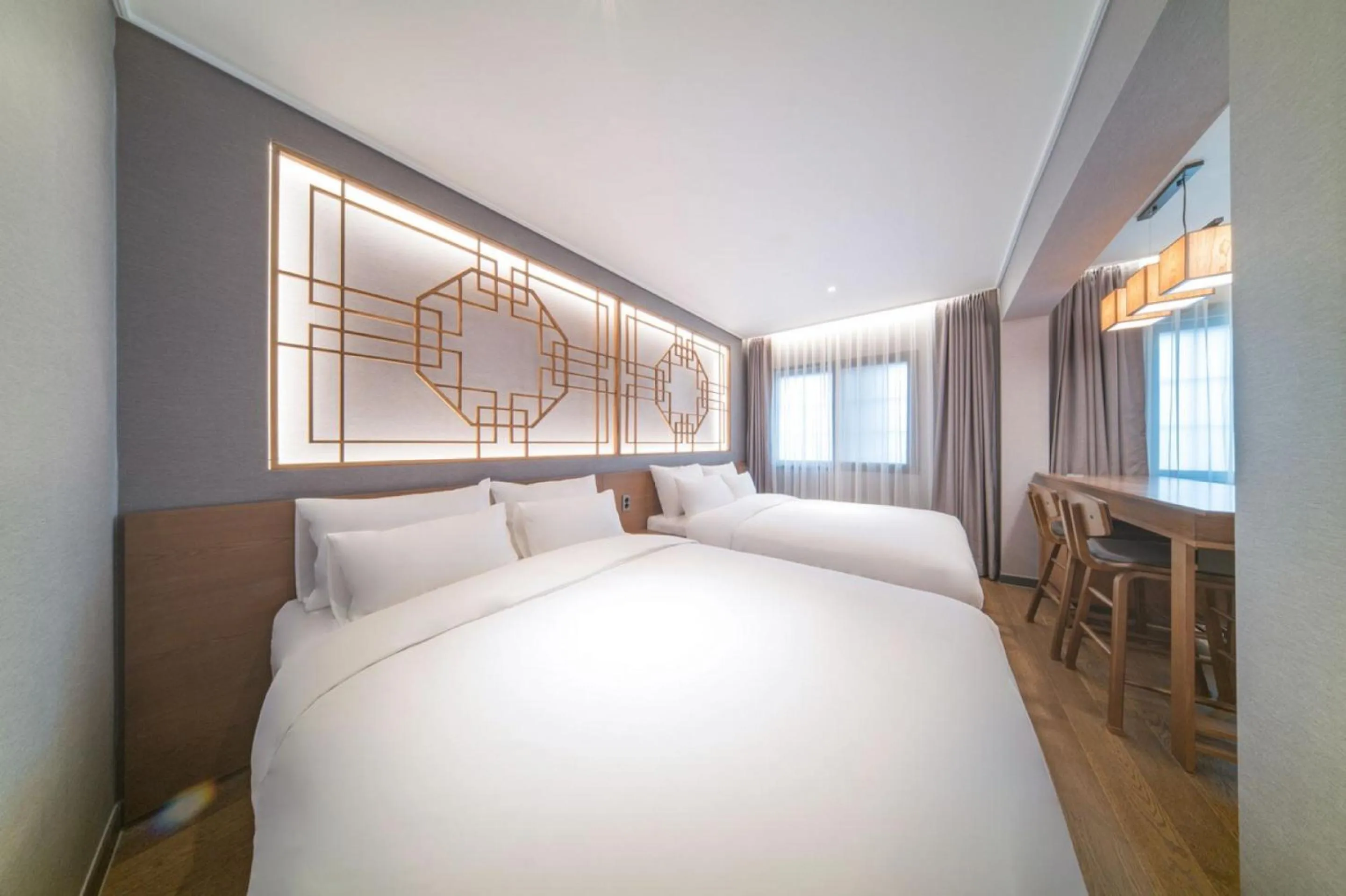 Bed in Yeon Hwa Moon Hotel