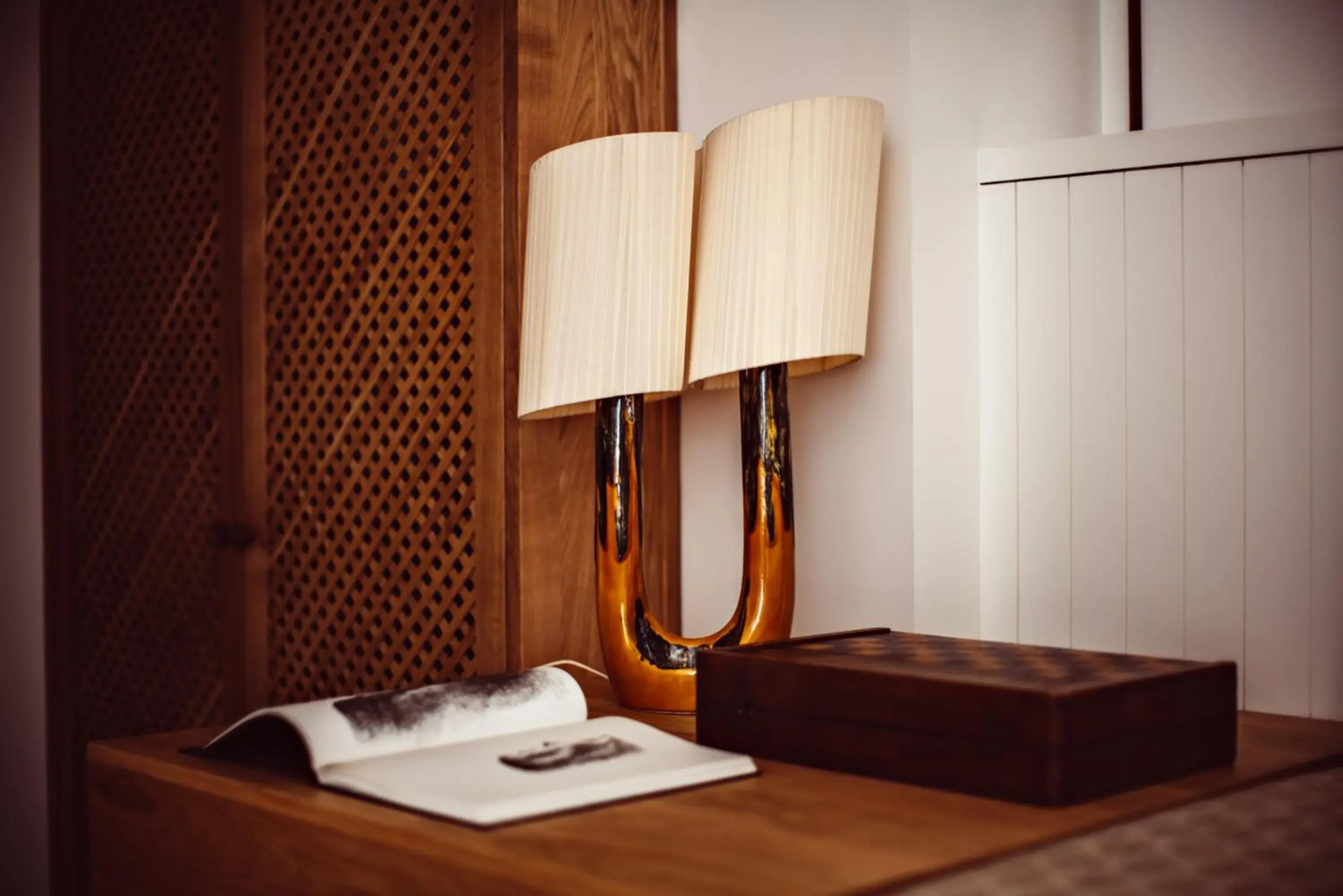 Bedroom, TV/Entertainment Center in Hôtel Monsieur Aristide