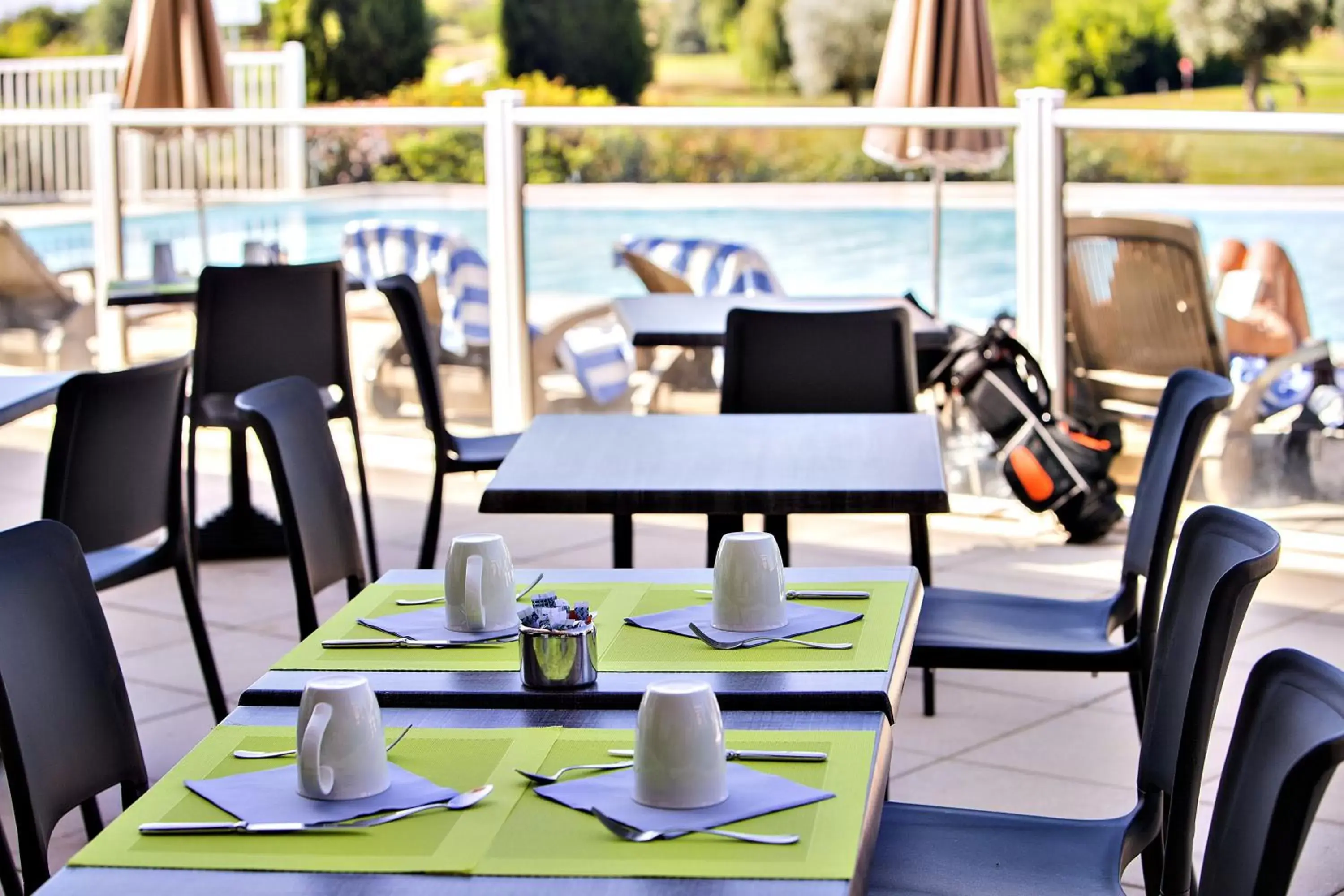 Breakfast, Restaurant/Places to Eat in Mercure Toulouse Aéroport Golf de Seilh