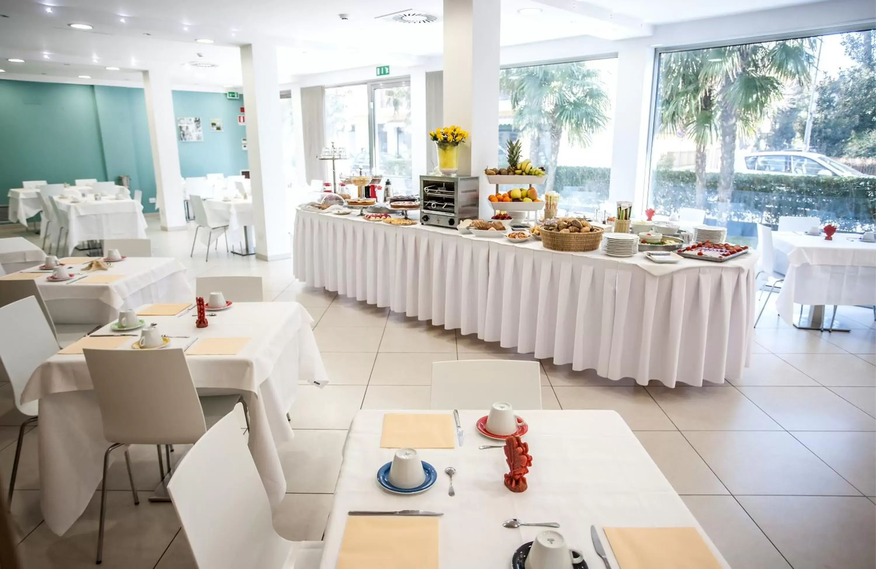 Restaurant/Places to Eat in Hotel Oceanomare