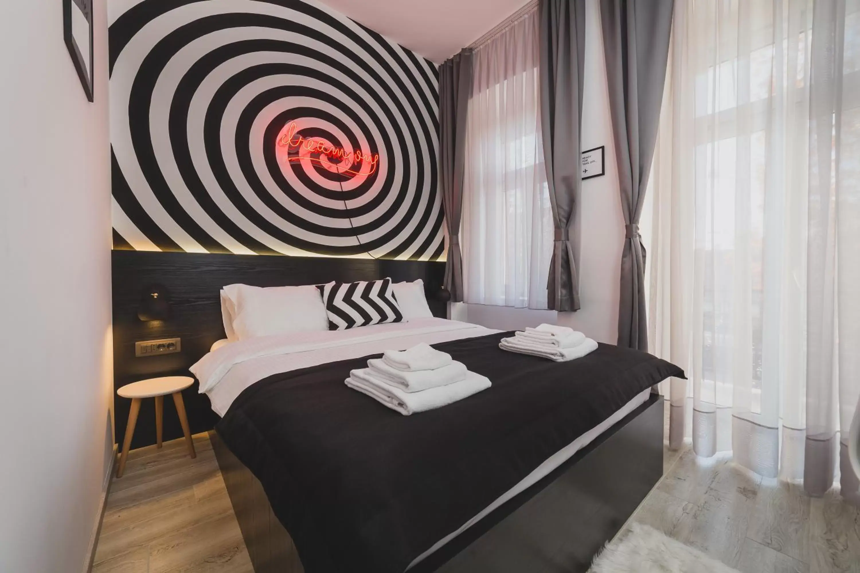 Bed in Hotel Marienplatz Podgorica