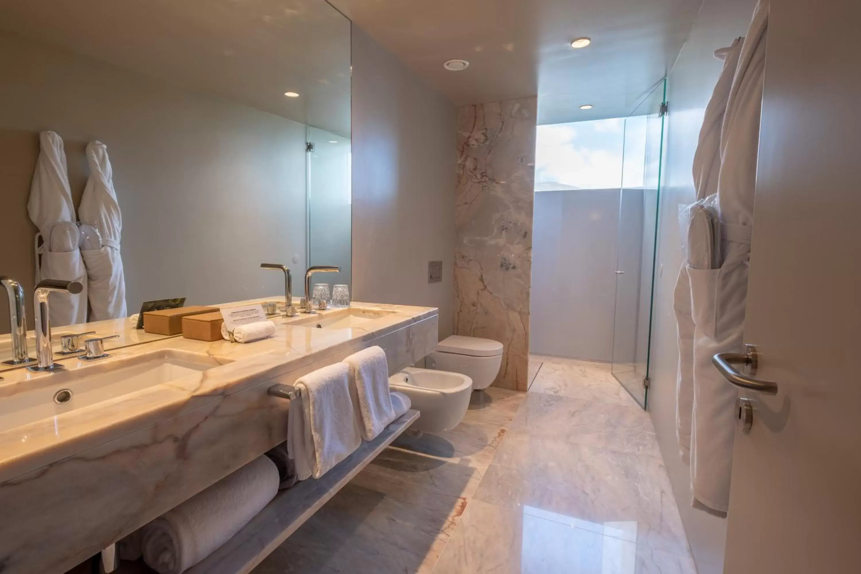 Shower, Bathroom in Octant Douro