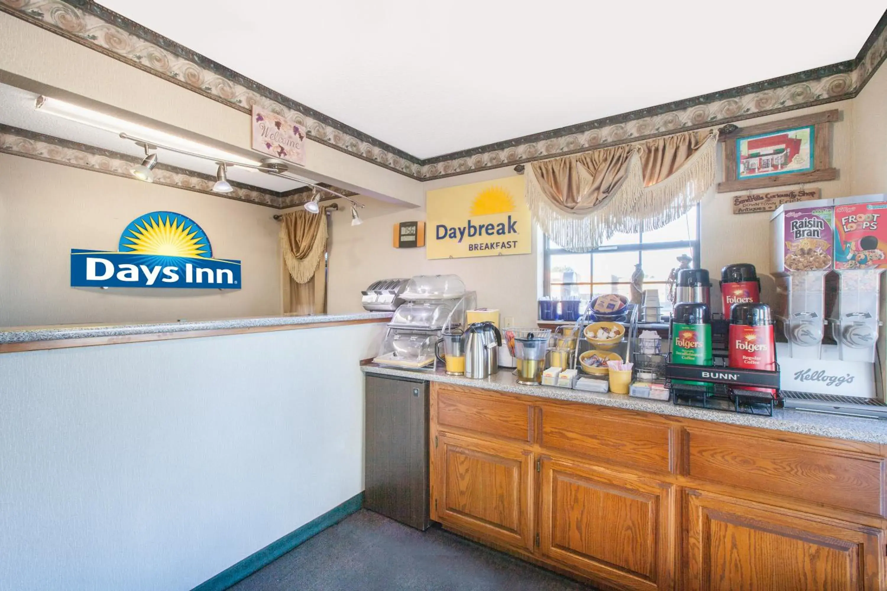 Breakfast in Days Inn by Wyndham Erick Breakfast in Days Inn by Wyndham Erick