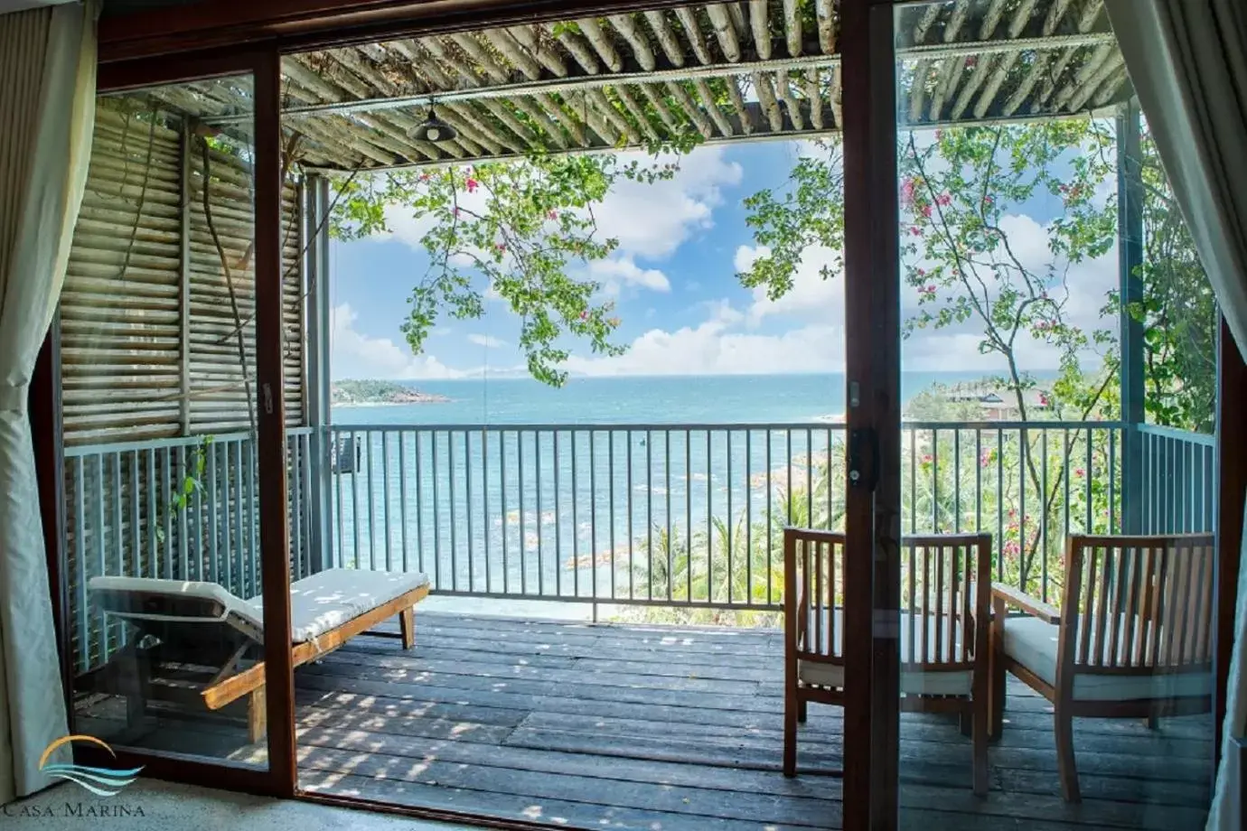 View (from property/room), Balcony/Terrace in Casa Marina Resort