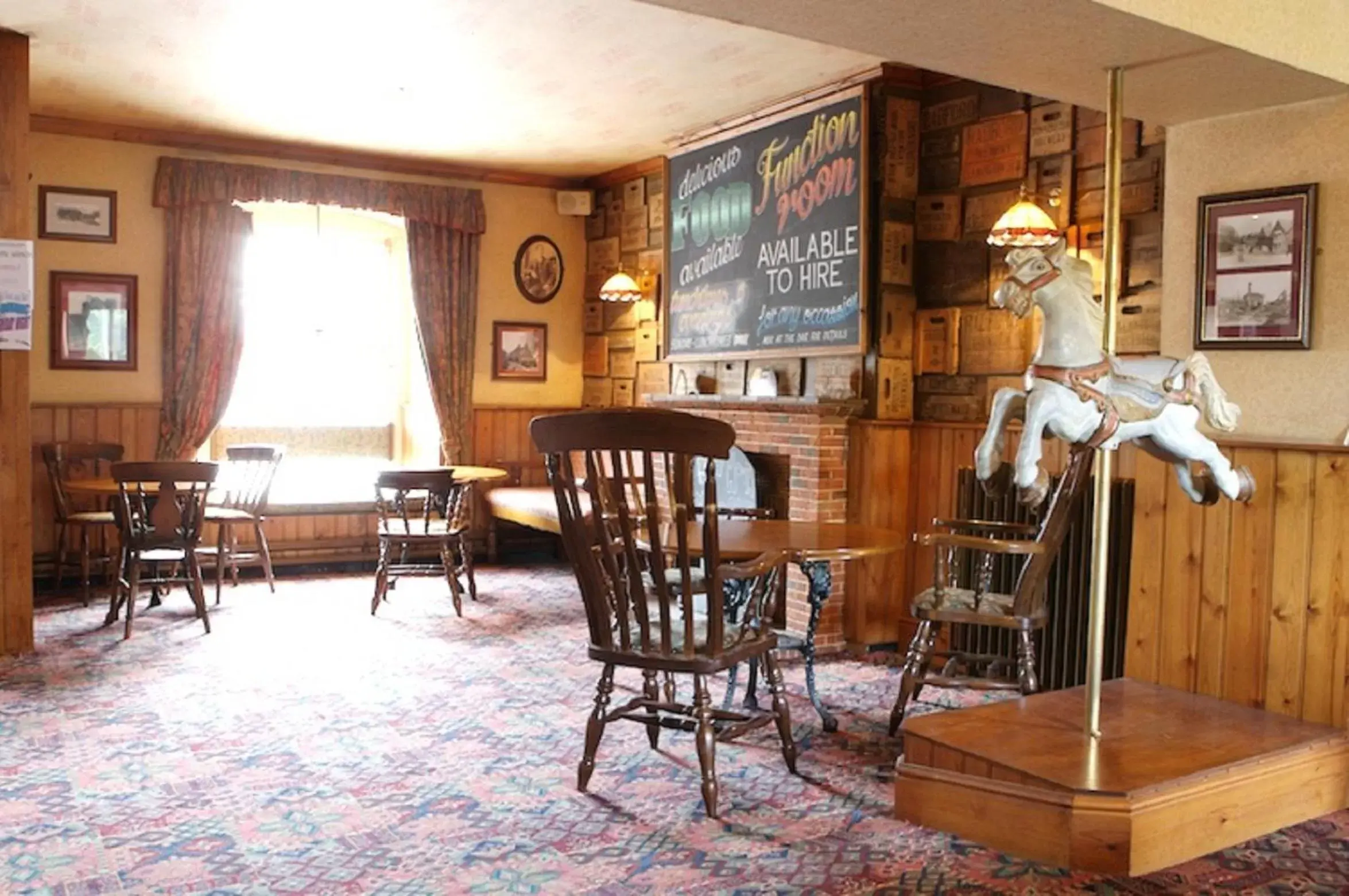 Lounge or bar, Restaurant/Places to Eat in Radstock Hotel near Bath