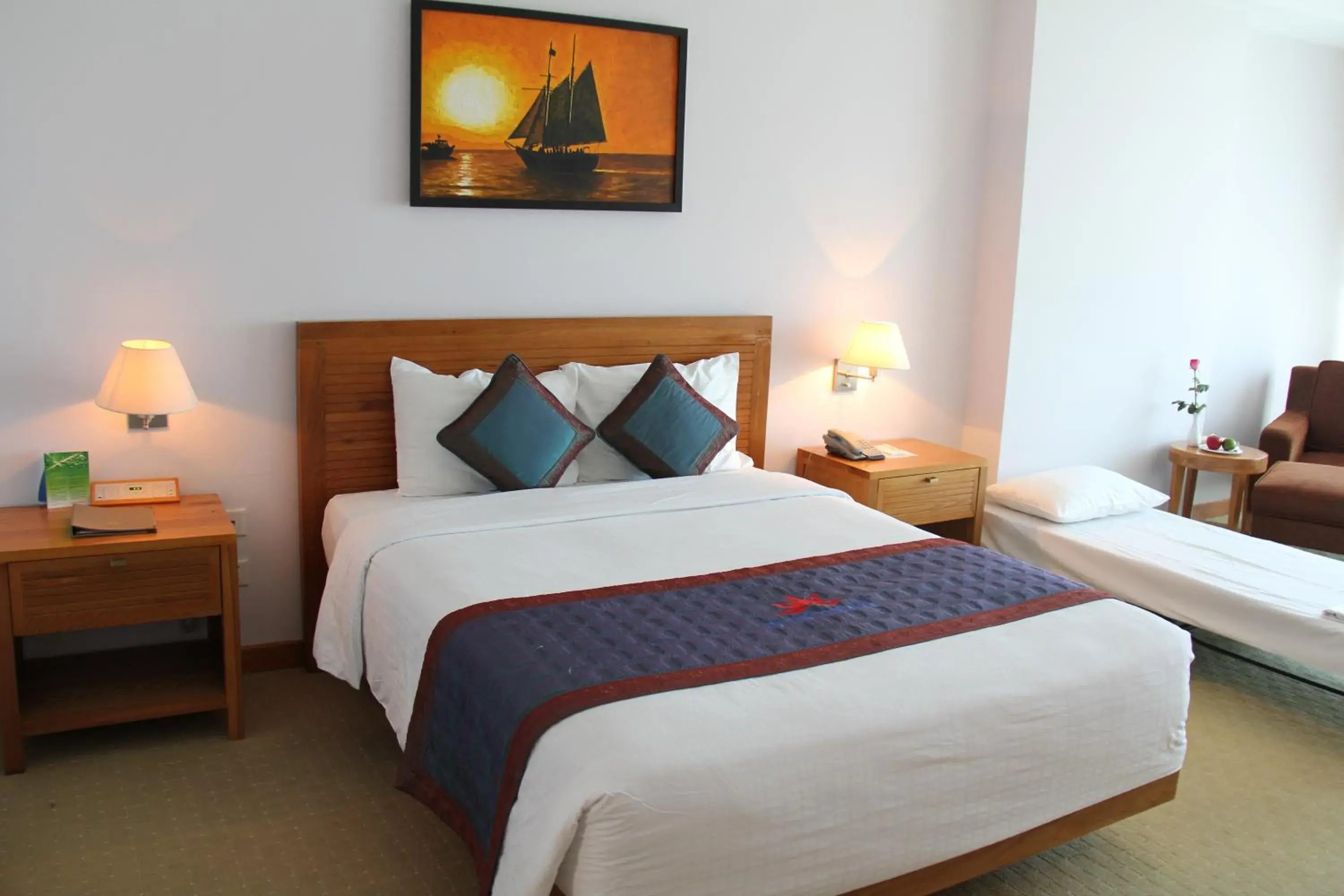 Deluxe Double Room with Sea View in Petro Hotel