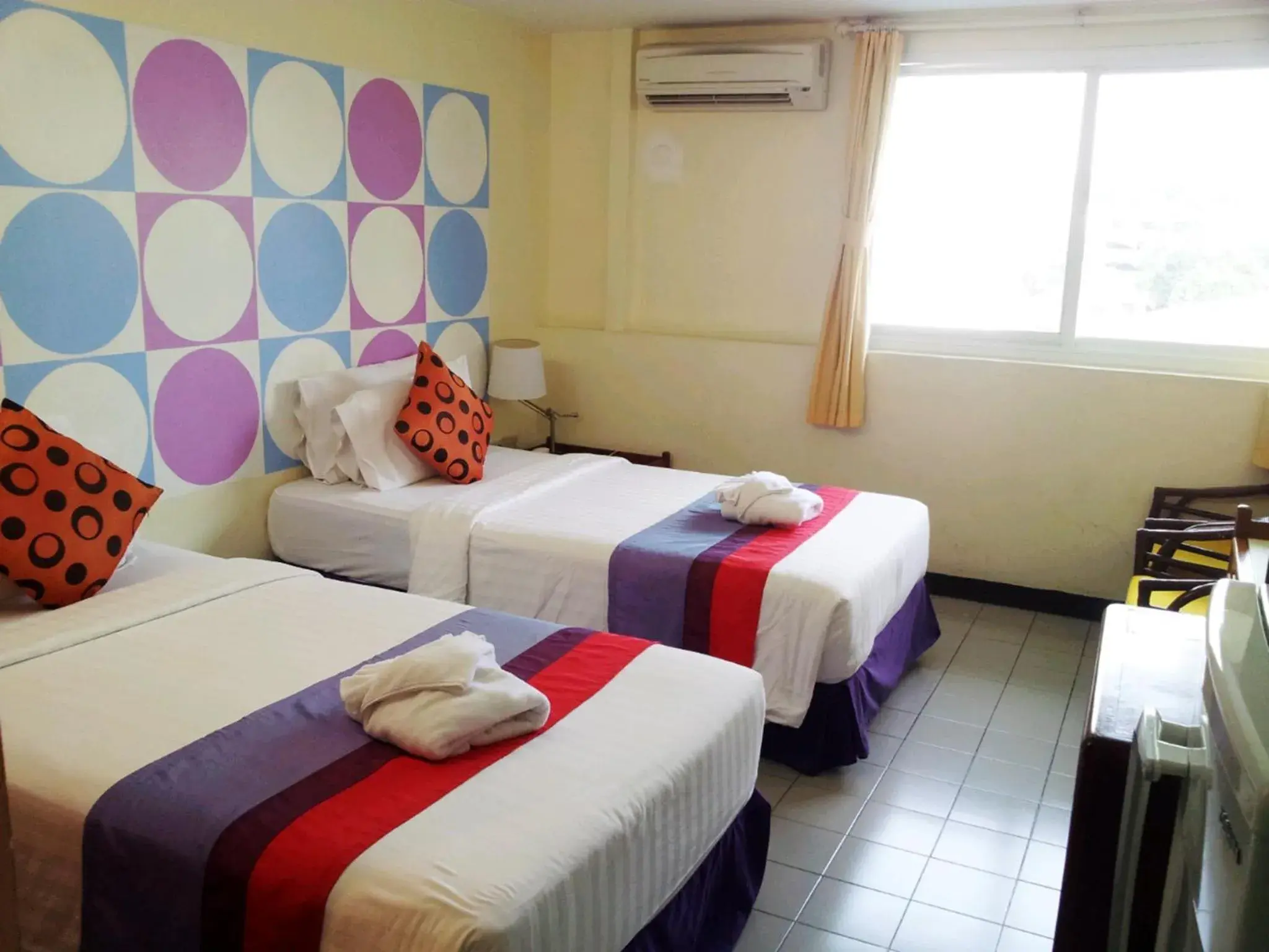 Bedroom, Bed in Sawasdee Sukhumvit Inn
