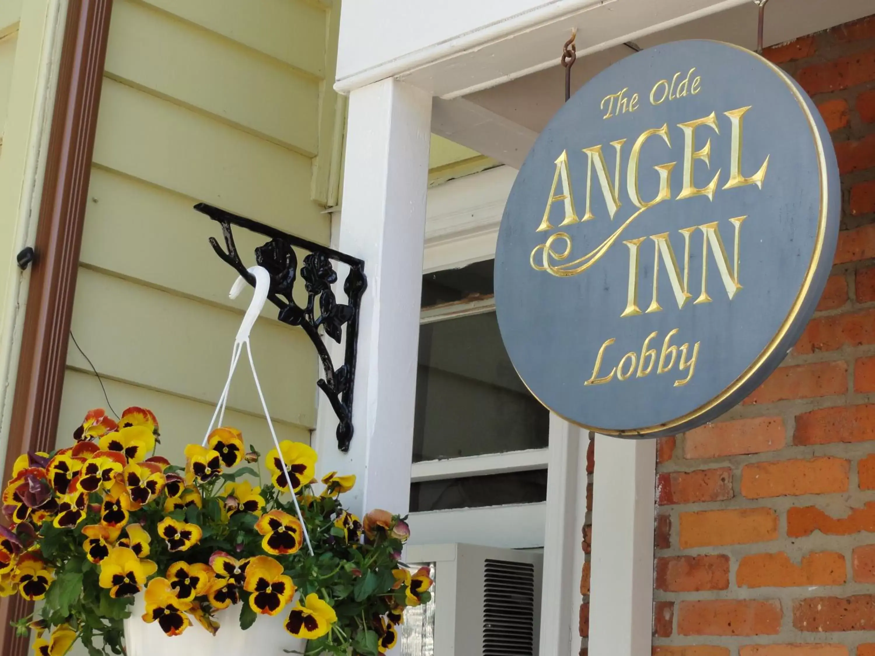 The Olde Angel Inn