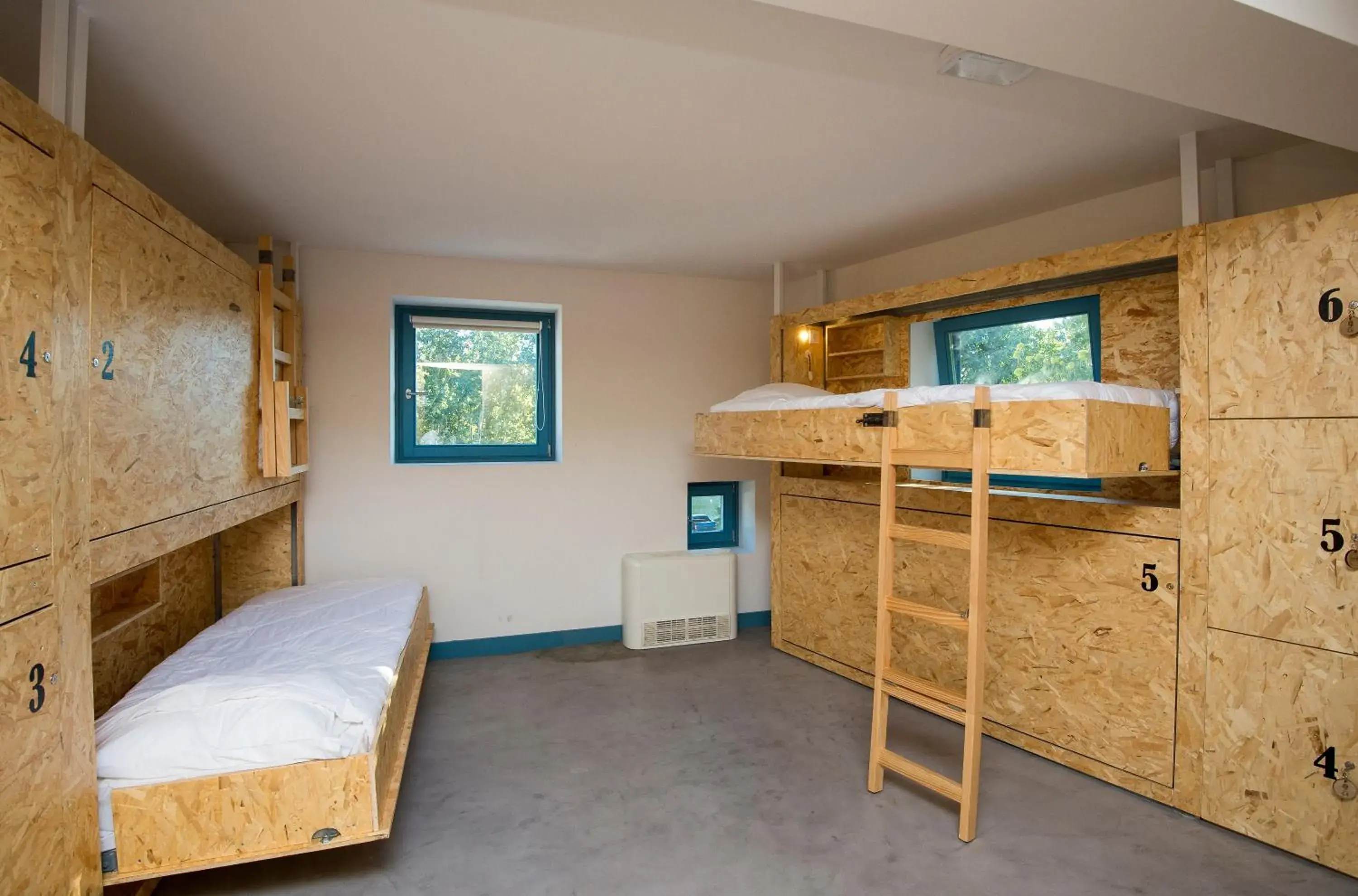 Bed, Bunk Bed in Des Arts Hostel and Suites