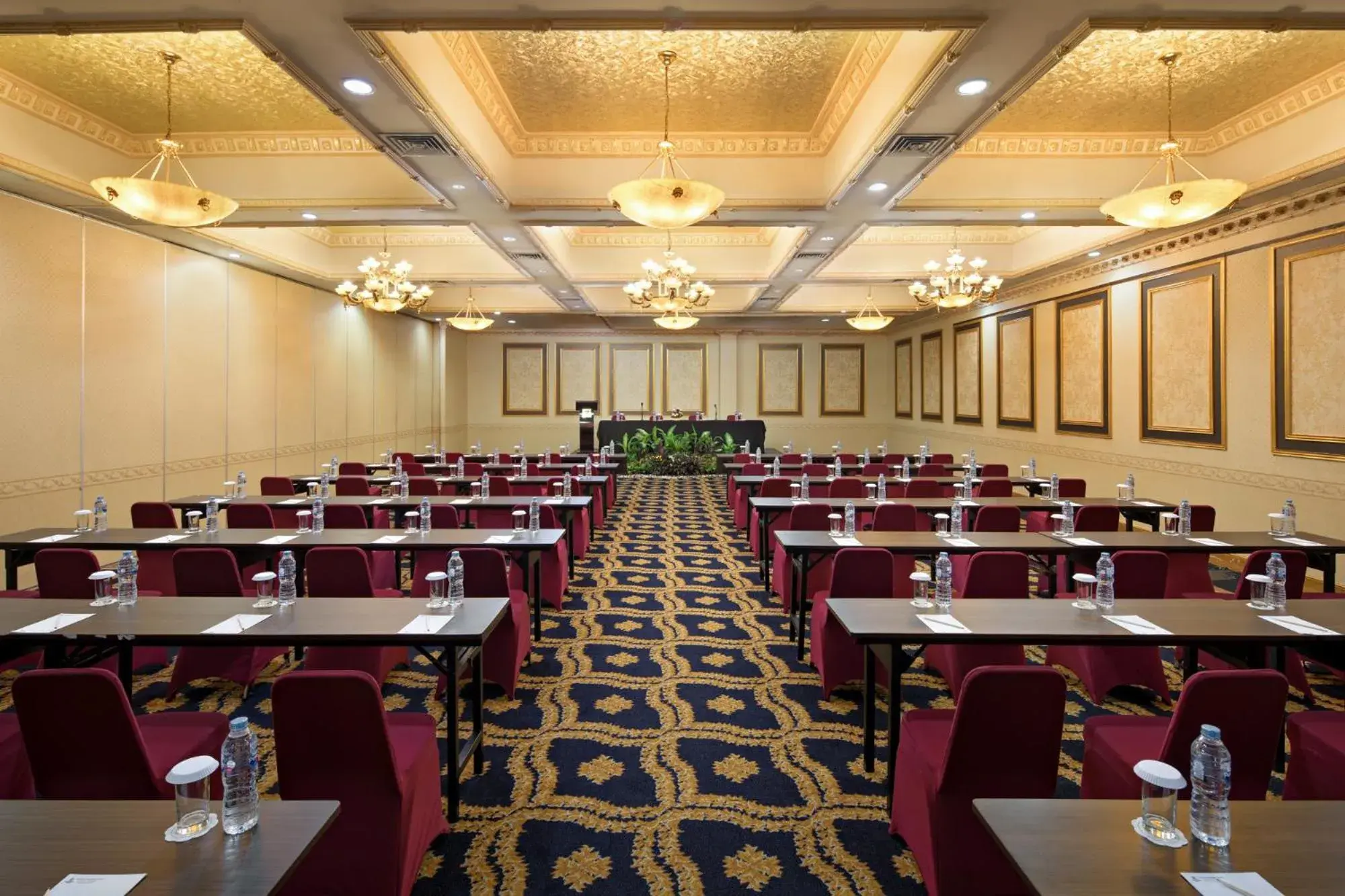 Meeting/conference room in Golden Boutique Hotel Kemayoran