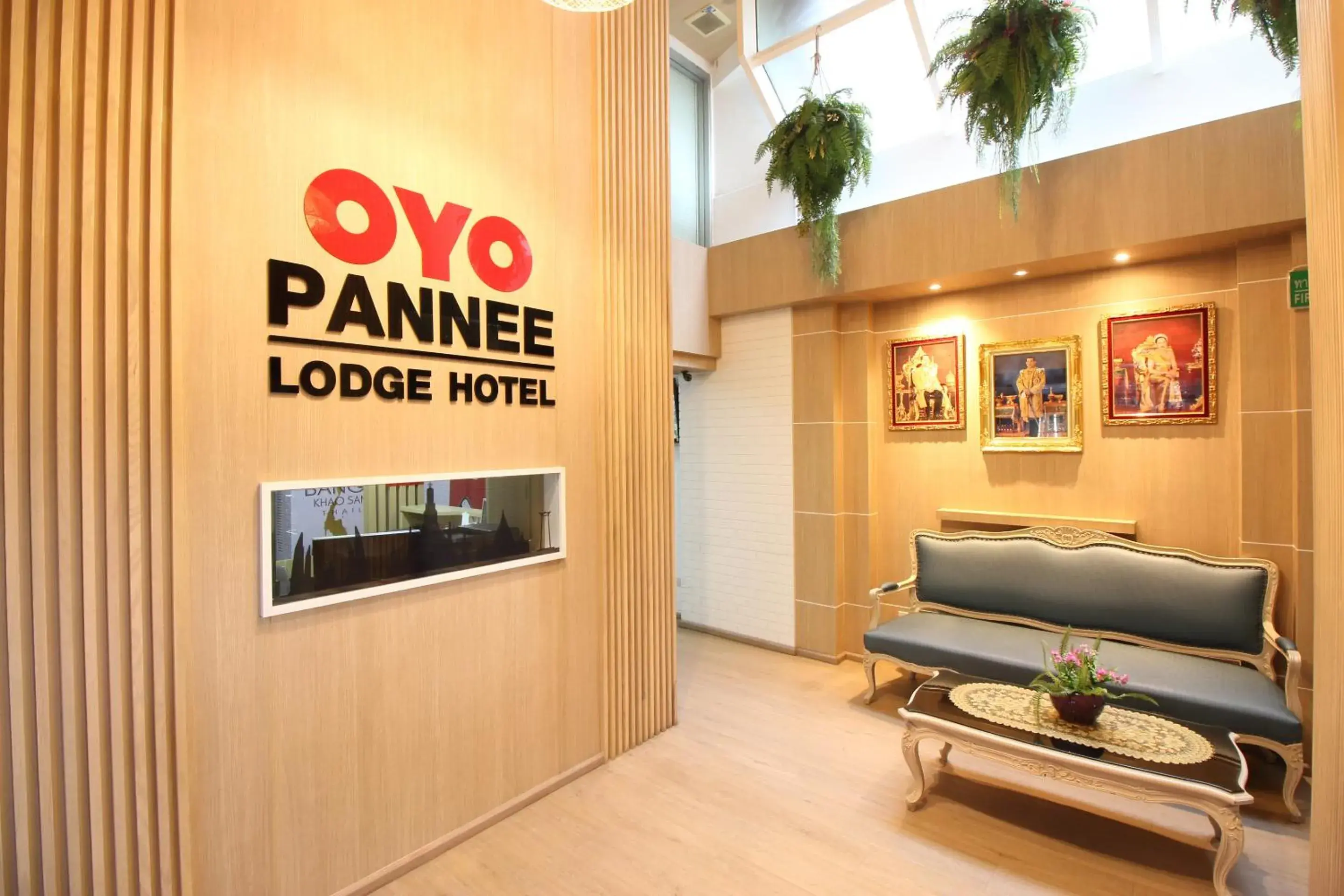 Lobby or reception in OYO 482 Pannee Lodge Khaosan