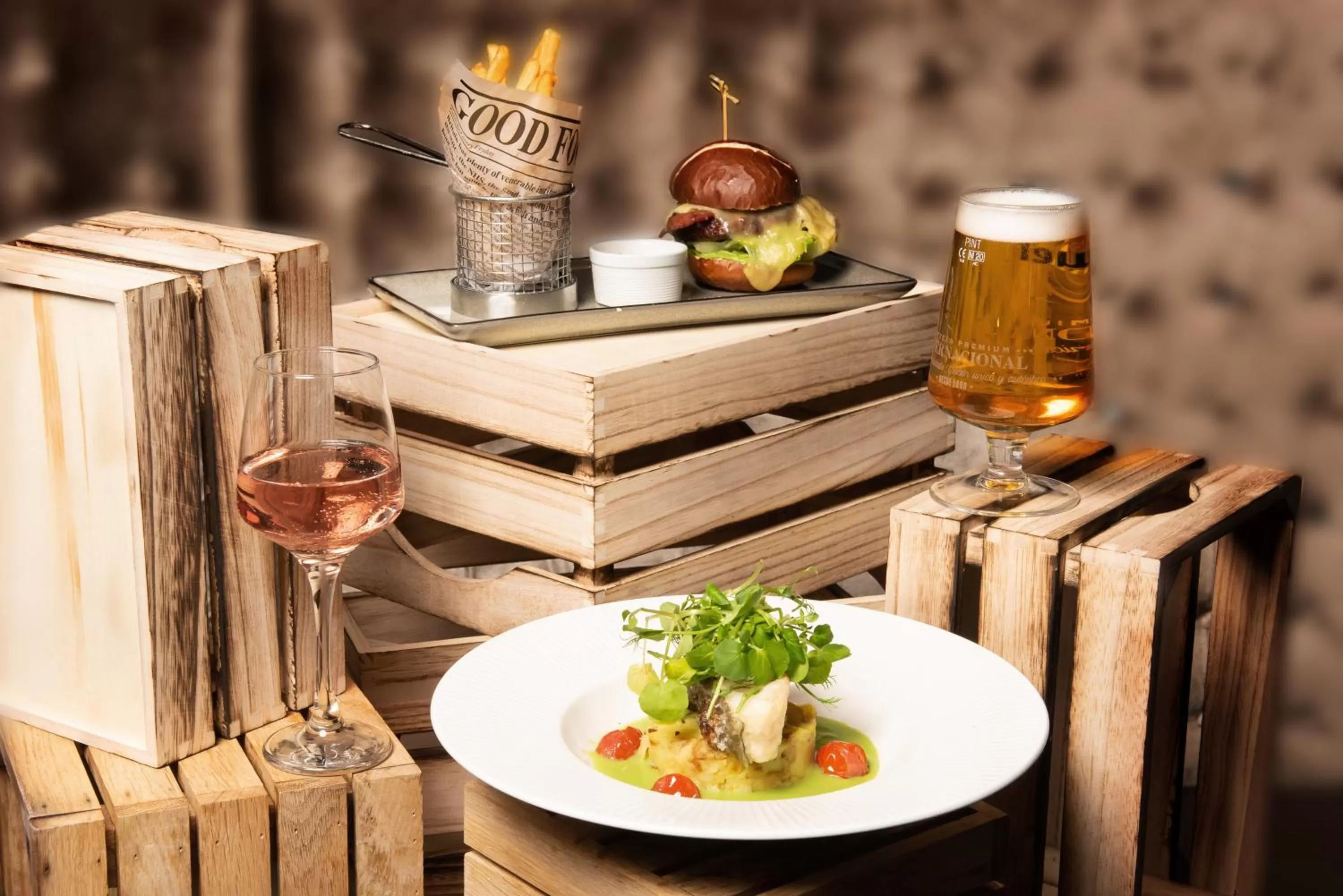 Restaurant/places to eat in Crowne Plaza Manchester City Centre by IHG