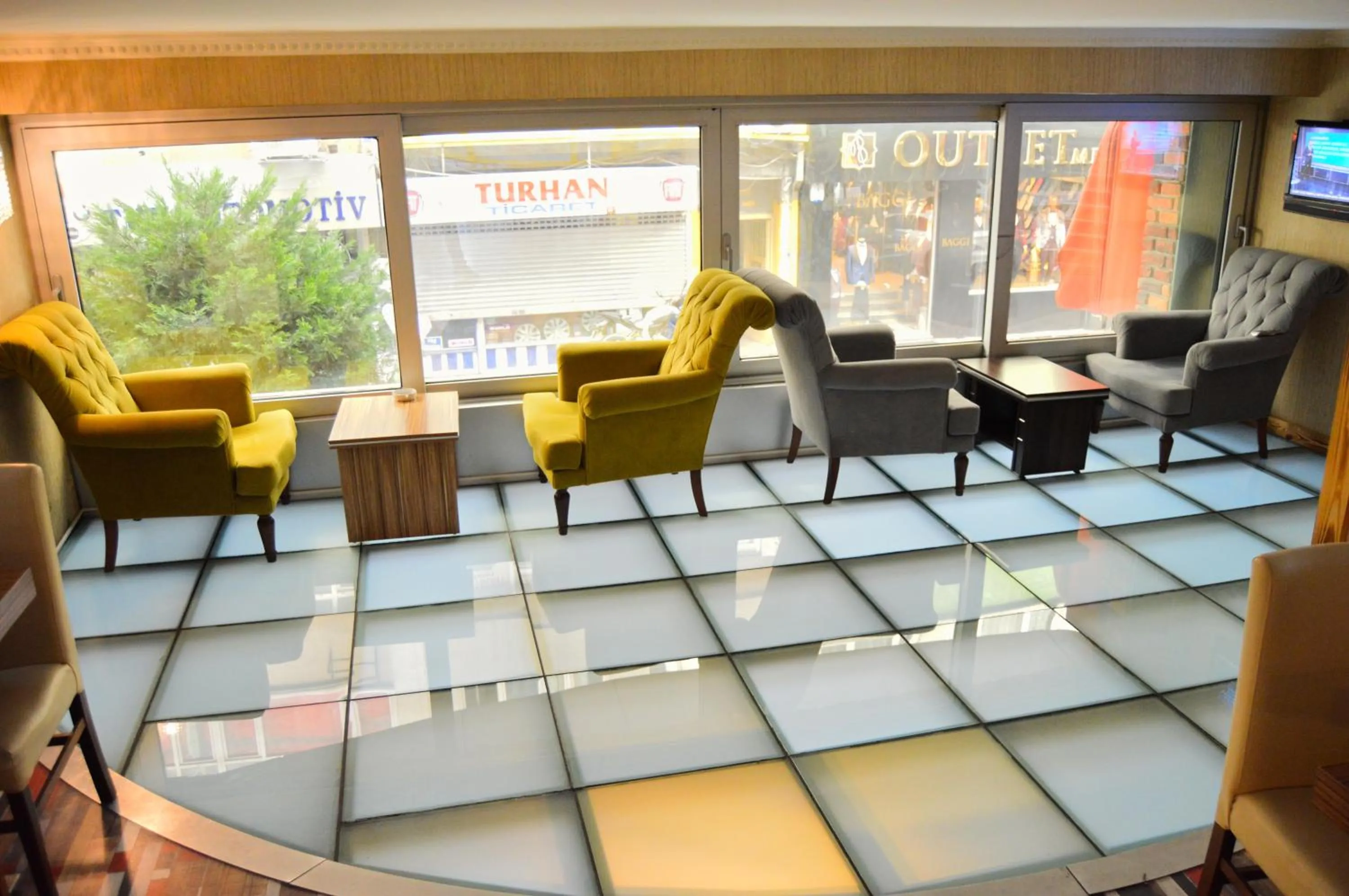 Lounge or bar in Comfort Downtown Istanbul