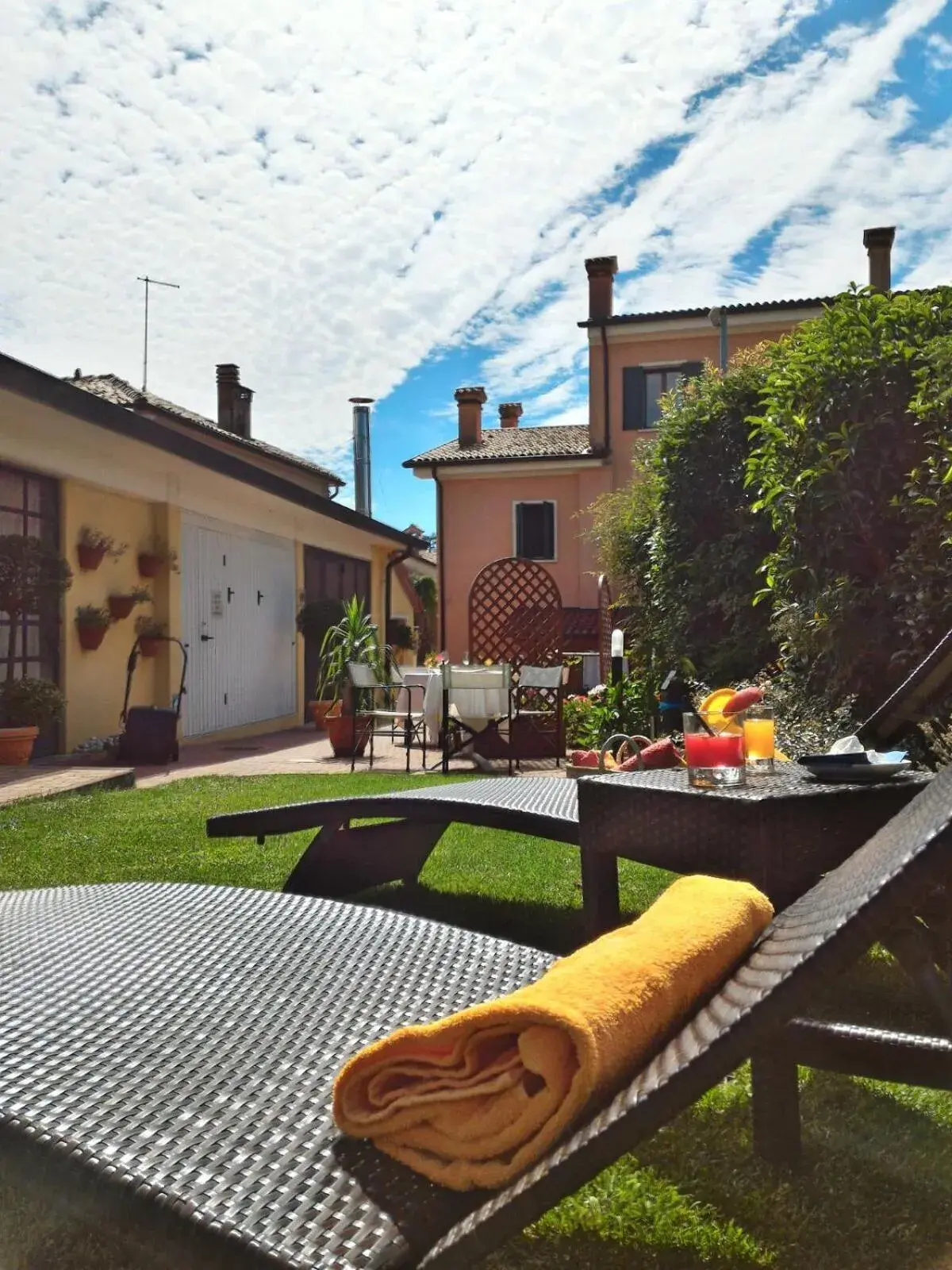 Garden, Swimming Pool in Wine Hotel San Giacomo Activity & Wellness