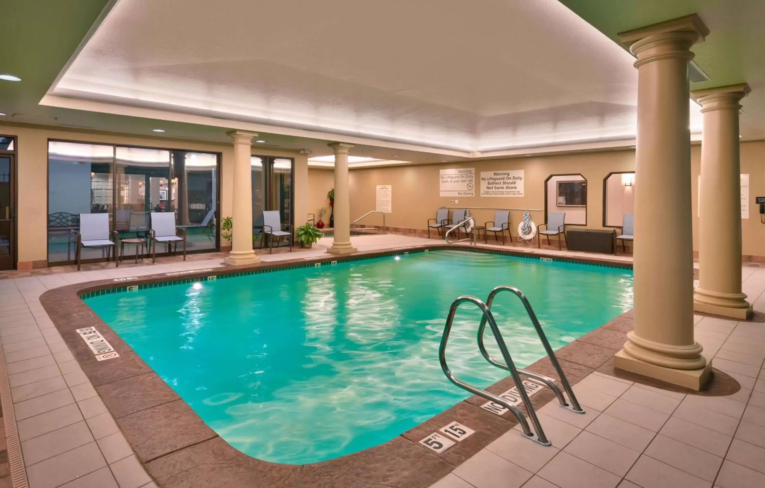 Pool view, Swimming Pool in Hampton Inn Salt Lake City Downtown