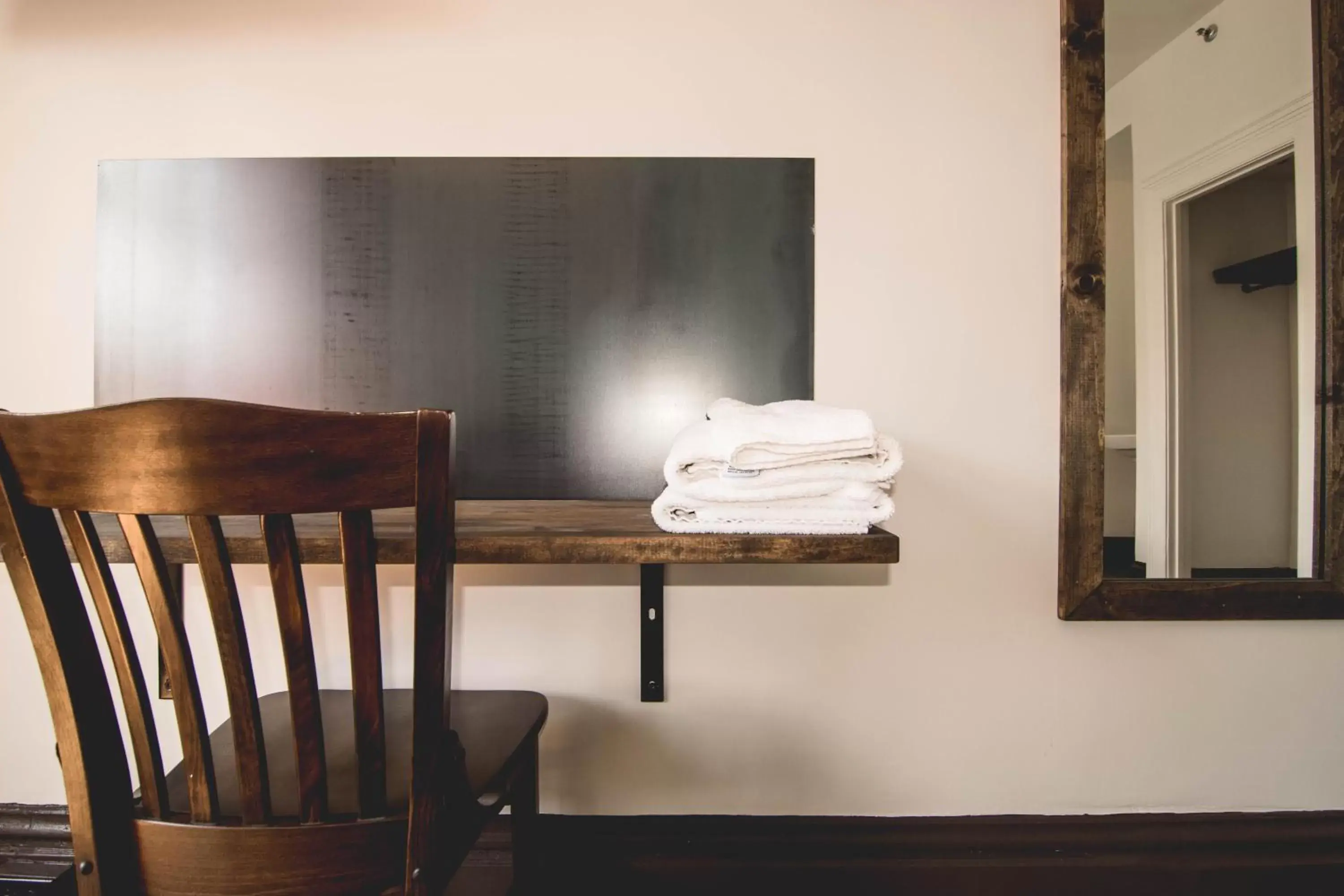 Seating area in The Bartlett Hotel and Guesthouse