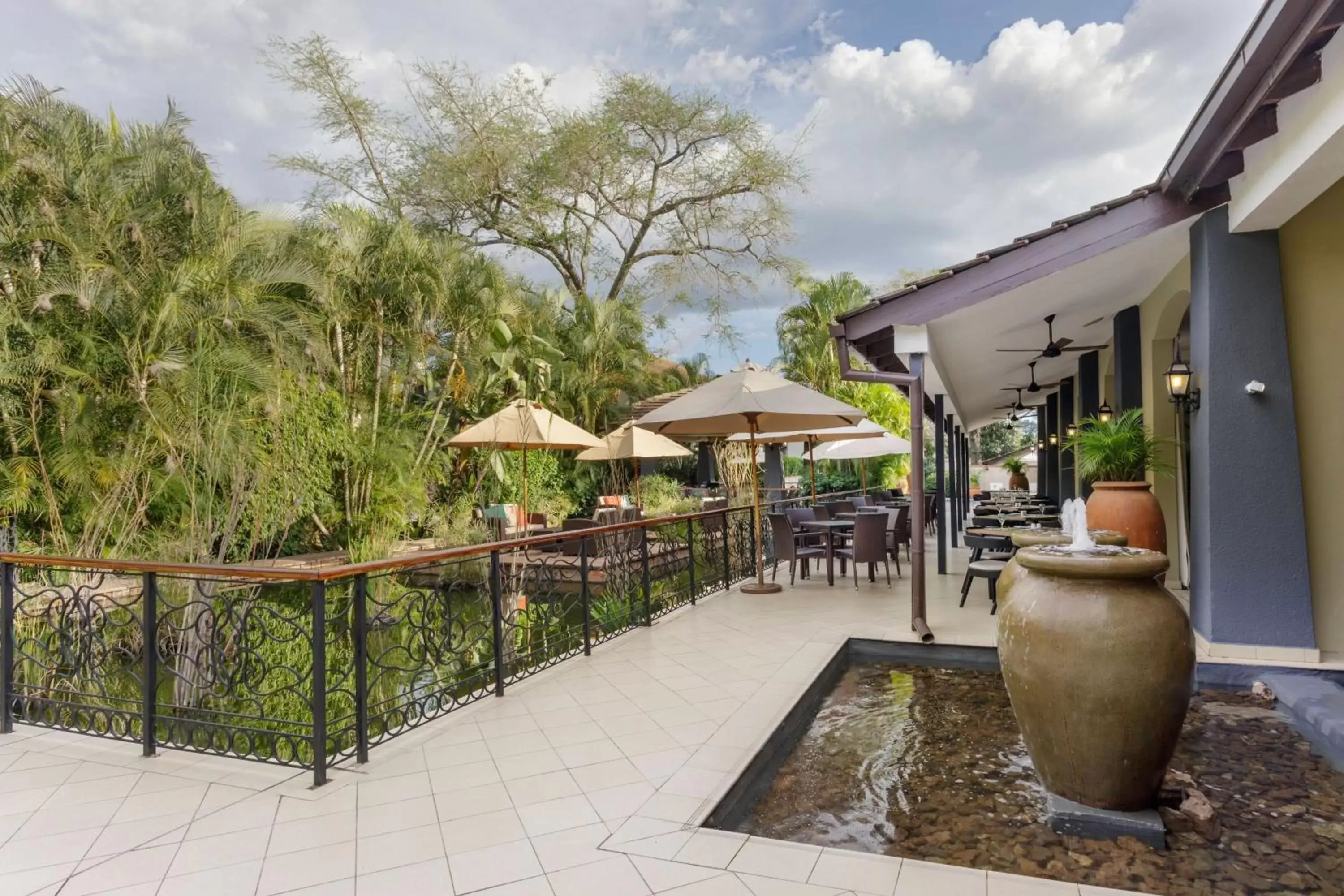 Restaurant/places to eat in Protea Hotel by Marriott Livingstone