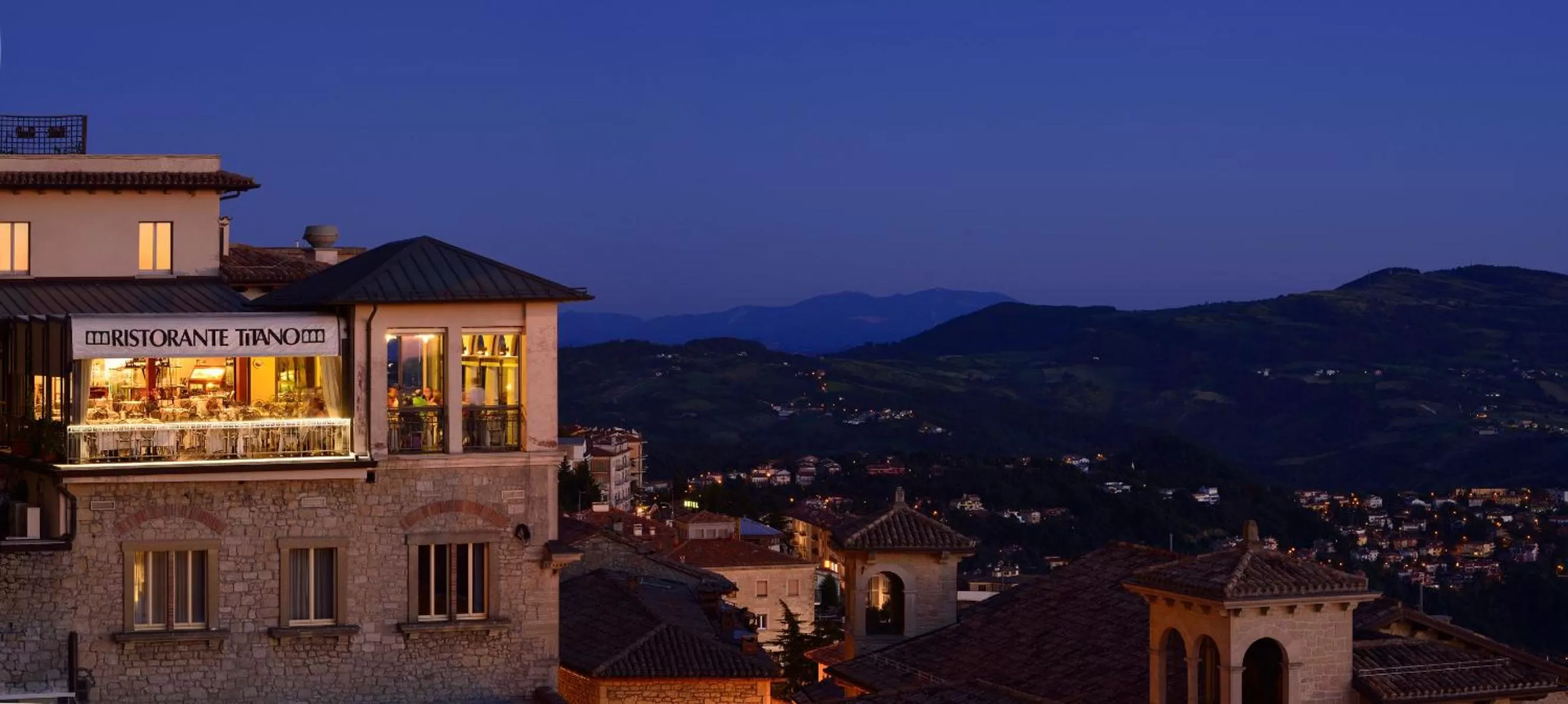 Restaurant/places to eat in Titano Suites