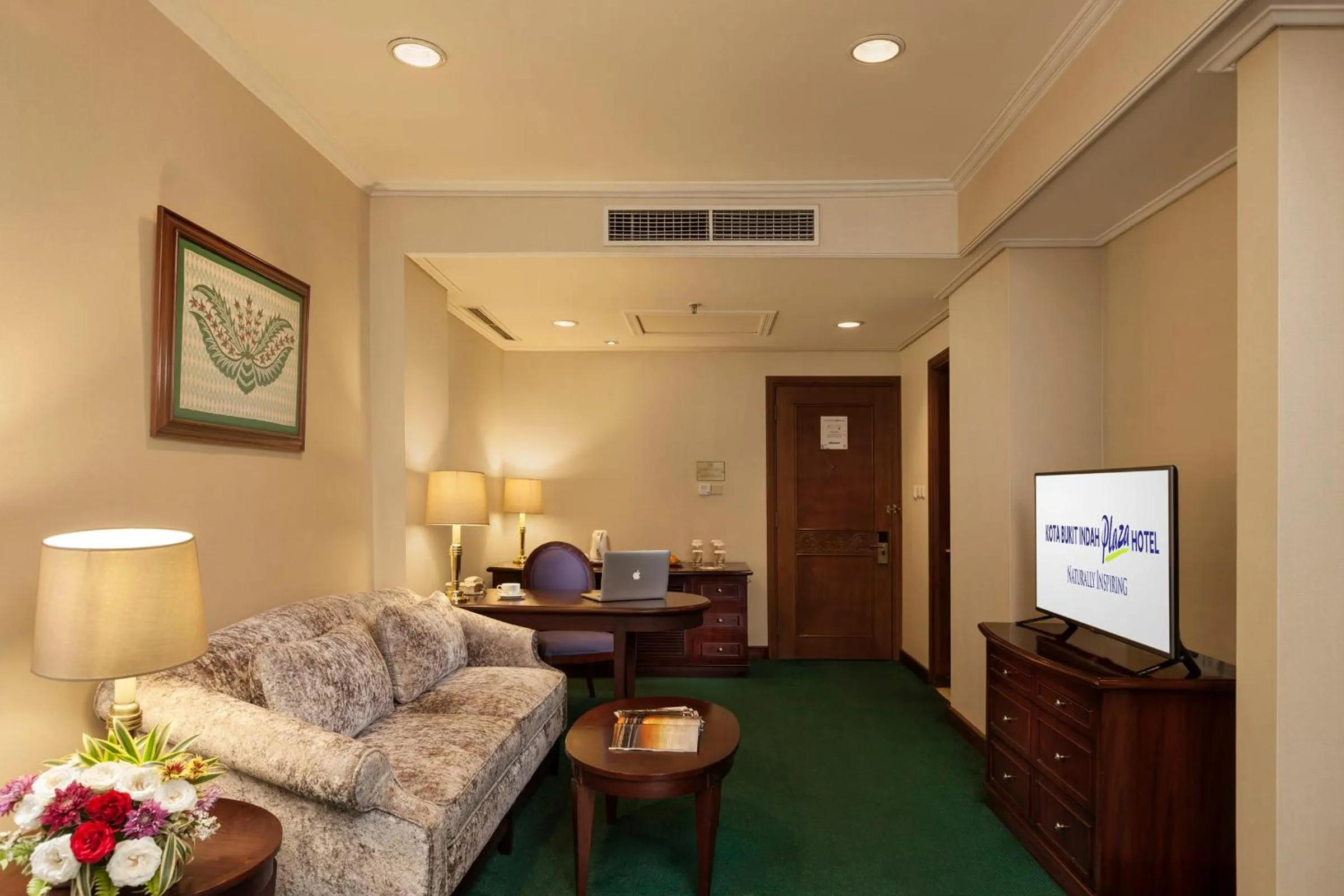 Living room in Prime Plaza Hotel Purwakarta