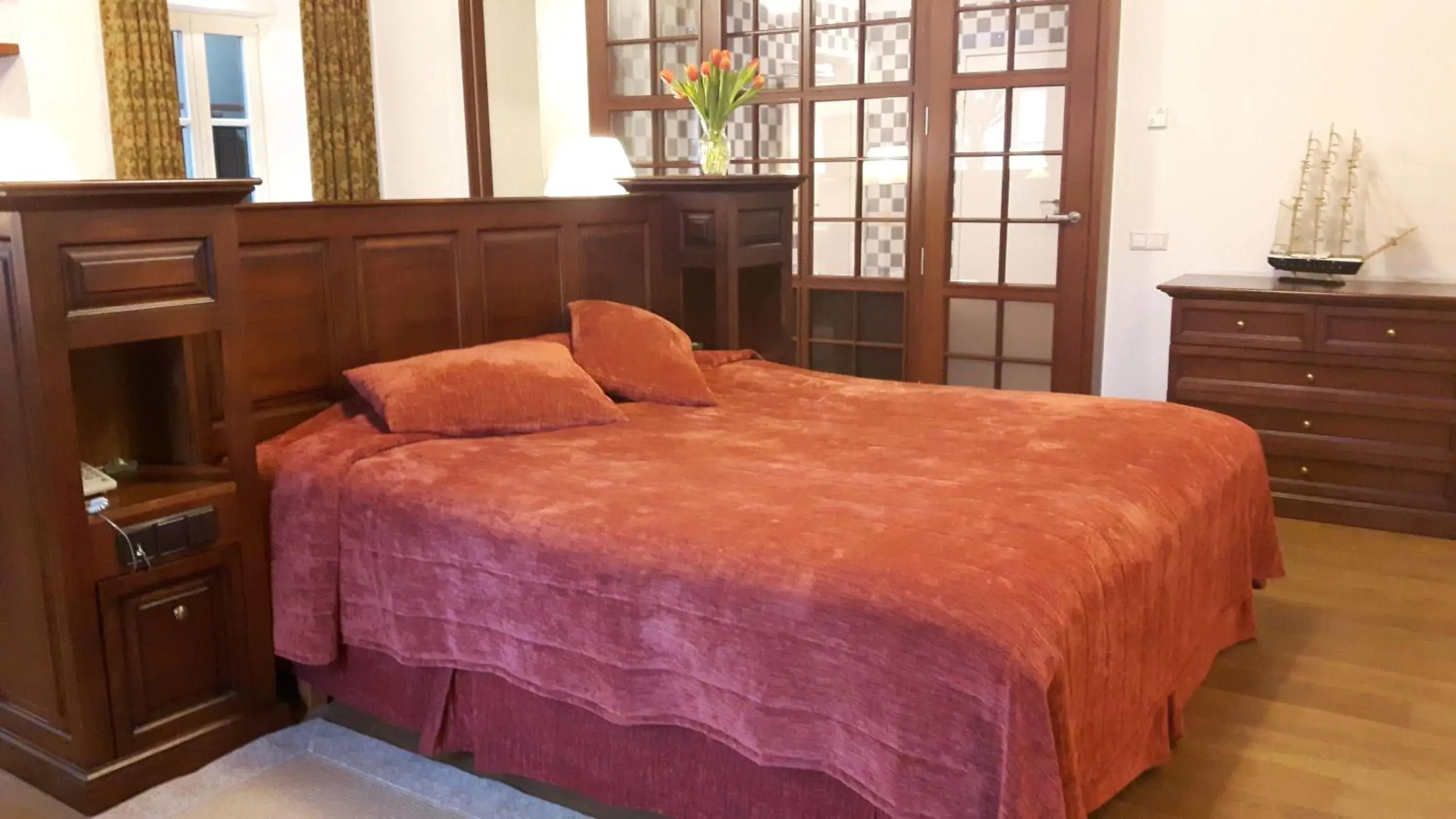 Bed in Daugirdas Old City Hotel