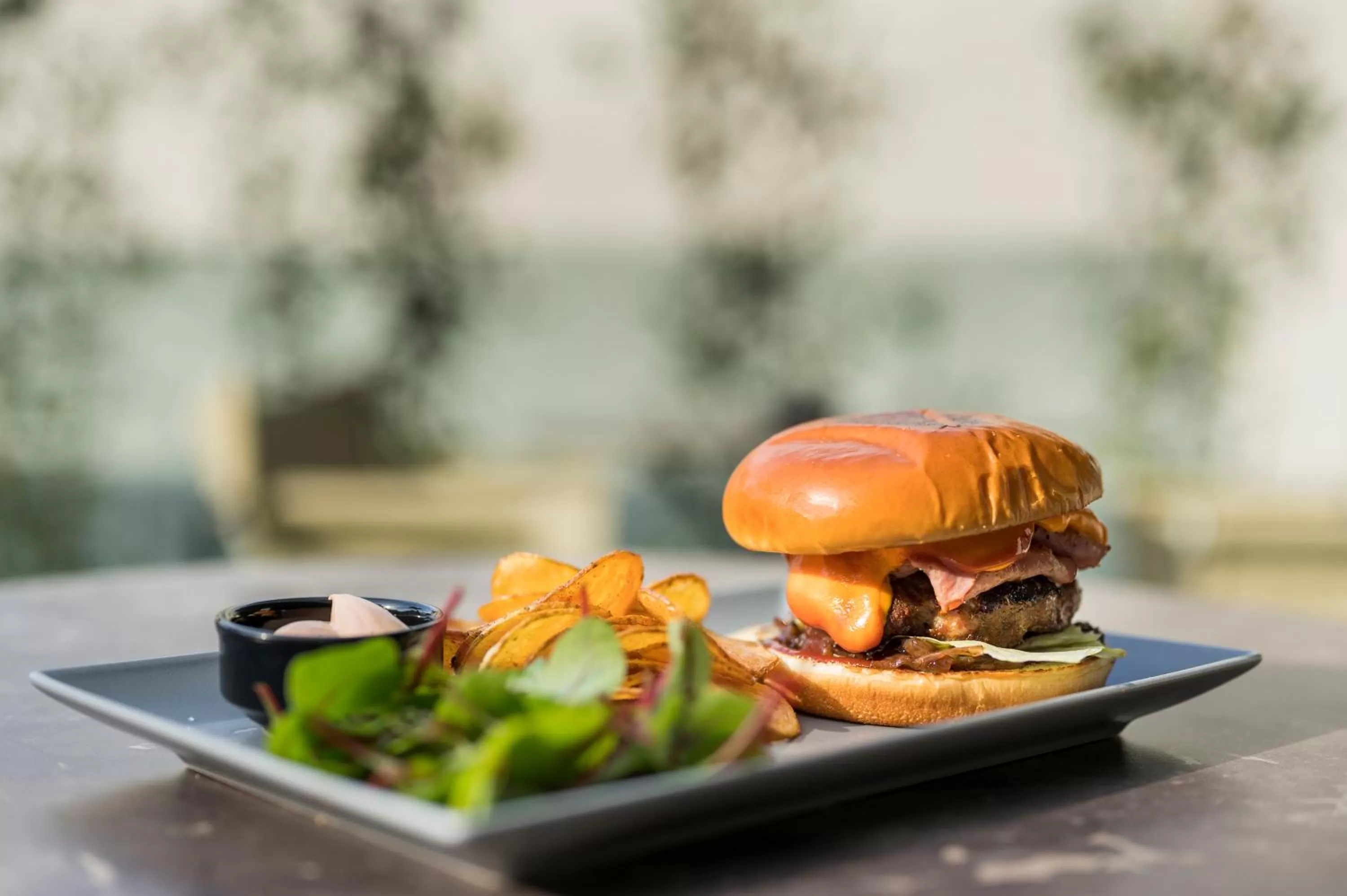 Food and drinks in Hyperion City Hotel & Spa