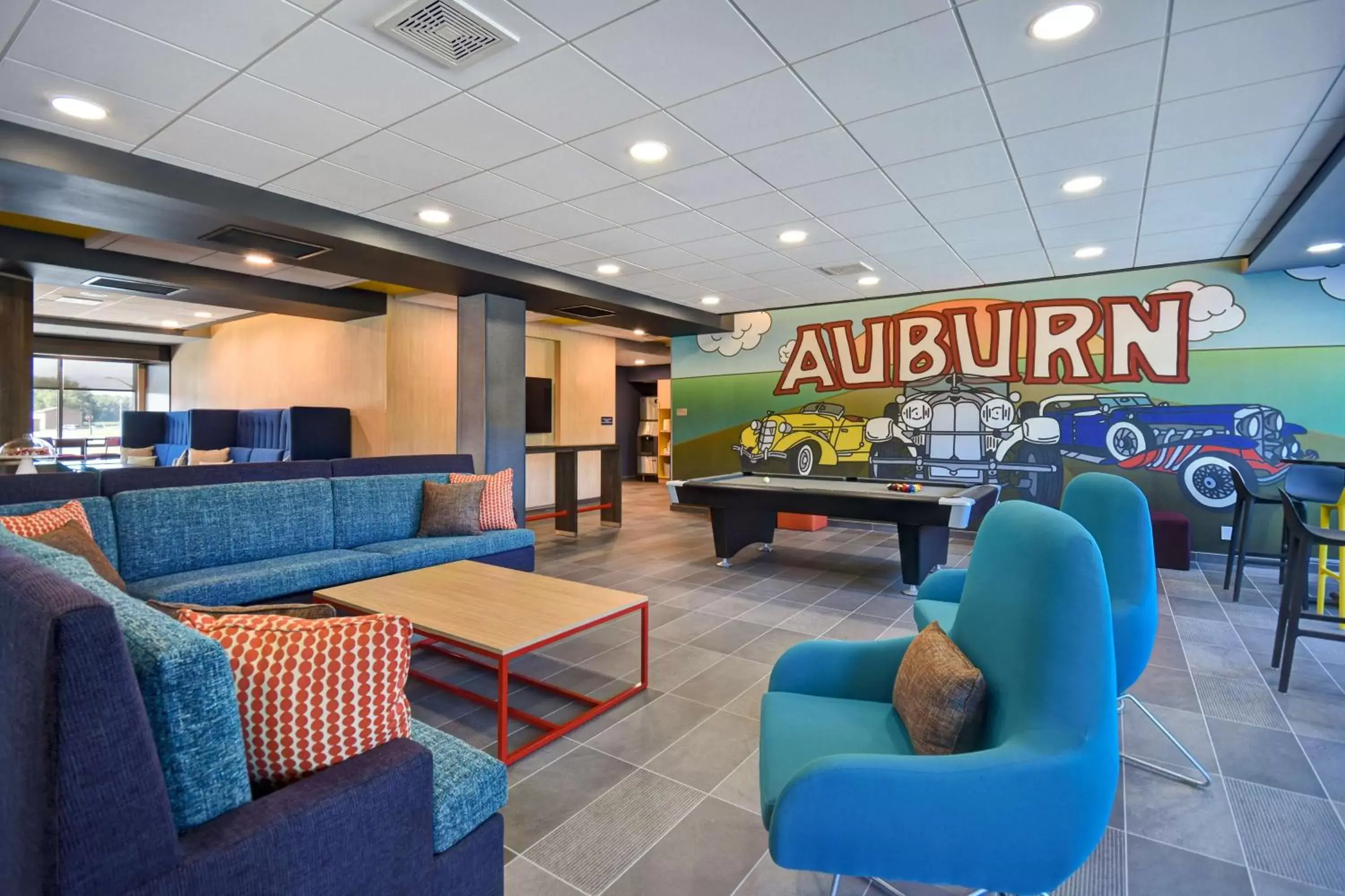 Lobby or reception in Tru By Hilton Auburn, In