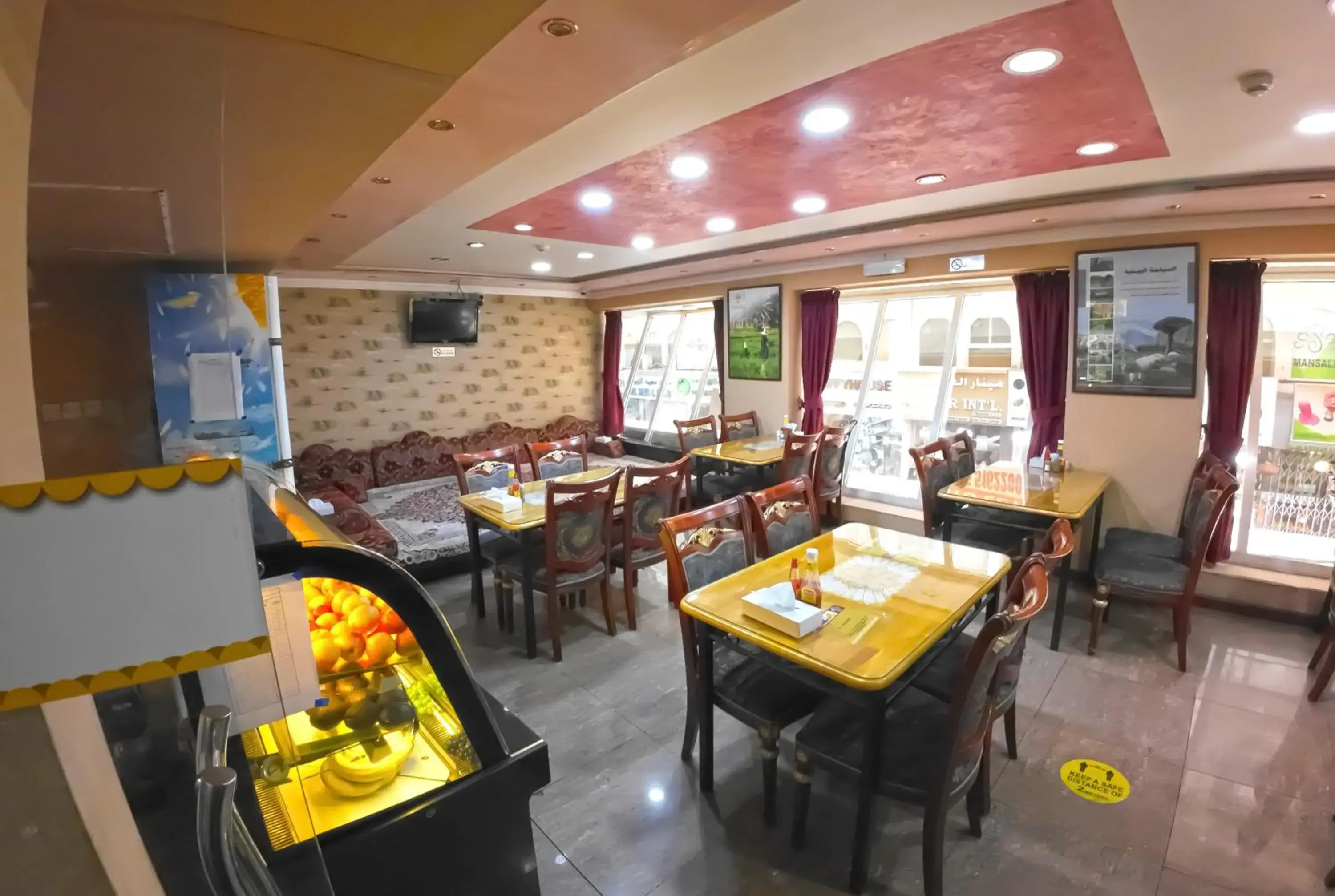 Restaurant/places to eat in Maaeen Hotel Restaurant/places to eat in Maaeen Hotel