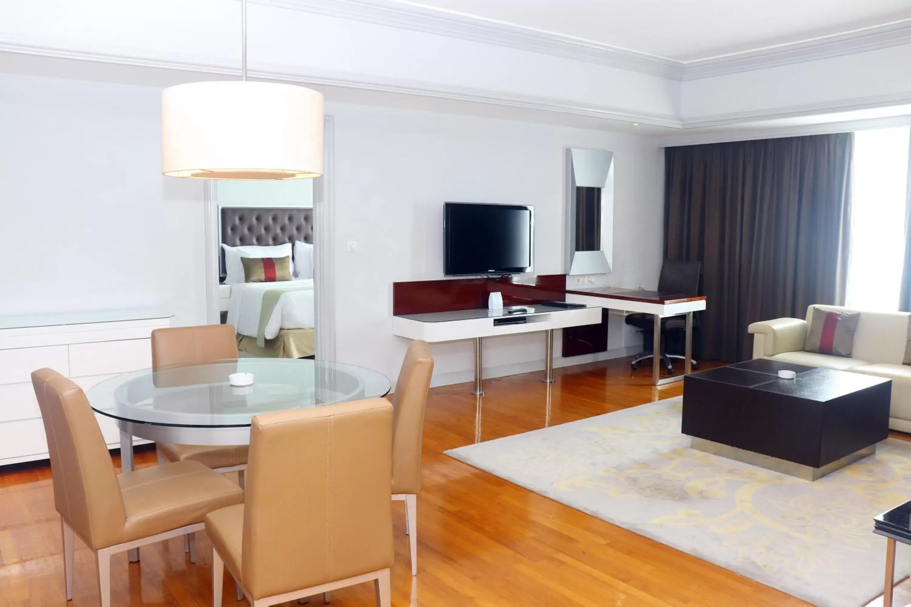 Family, TV/Entertainment Center in Wyndham Casablanca Jakarta