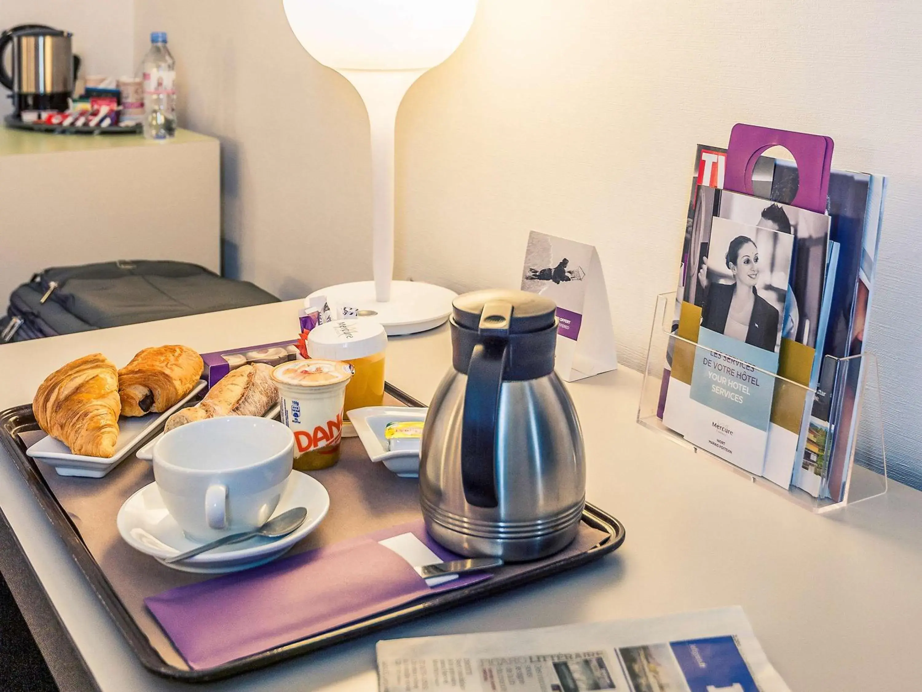 Photo of the whole room in Mercure Niort Marais Poitevin