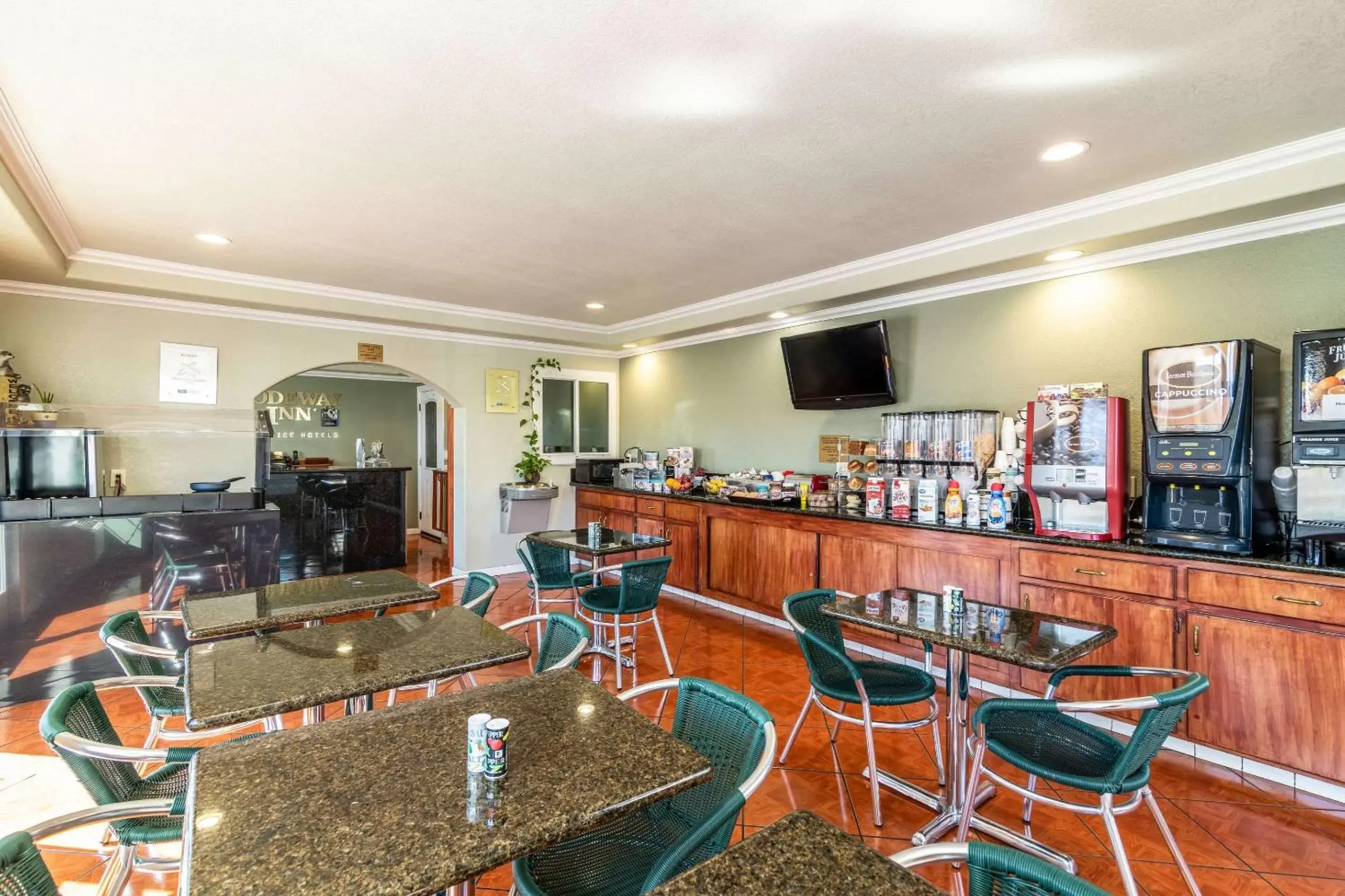 Restaurant/places to eat in Rodeway Inn On Historic Route 66 Restaurant/places to eat in Rodeway Inn On Historic Route 66