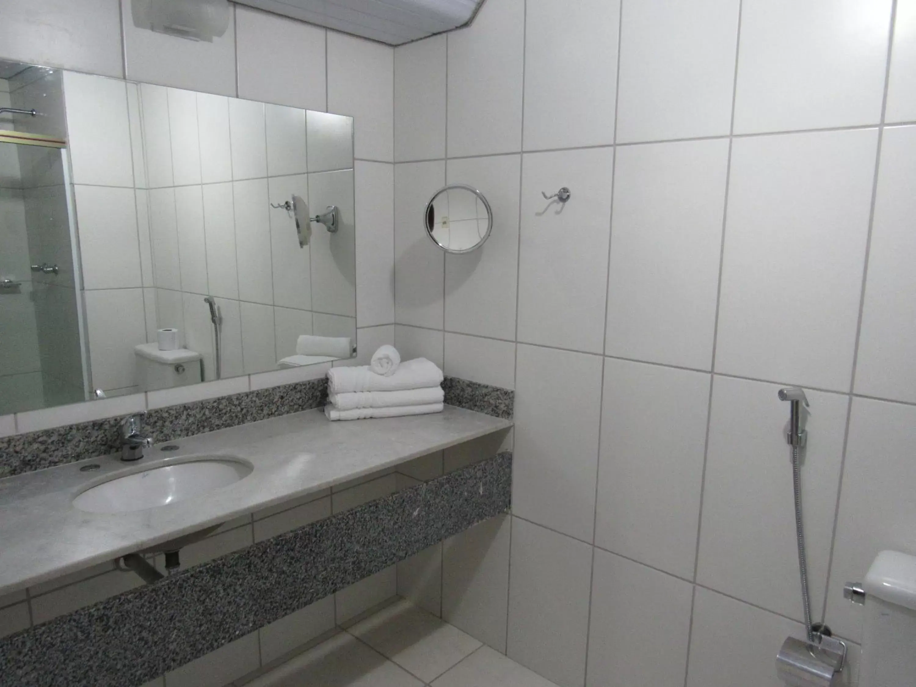 Toilet, Bathroom in Nacional Inn Campinas Trevo