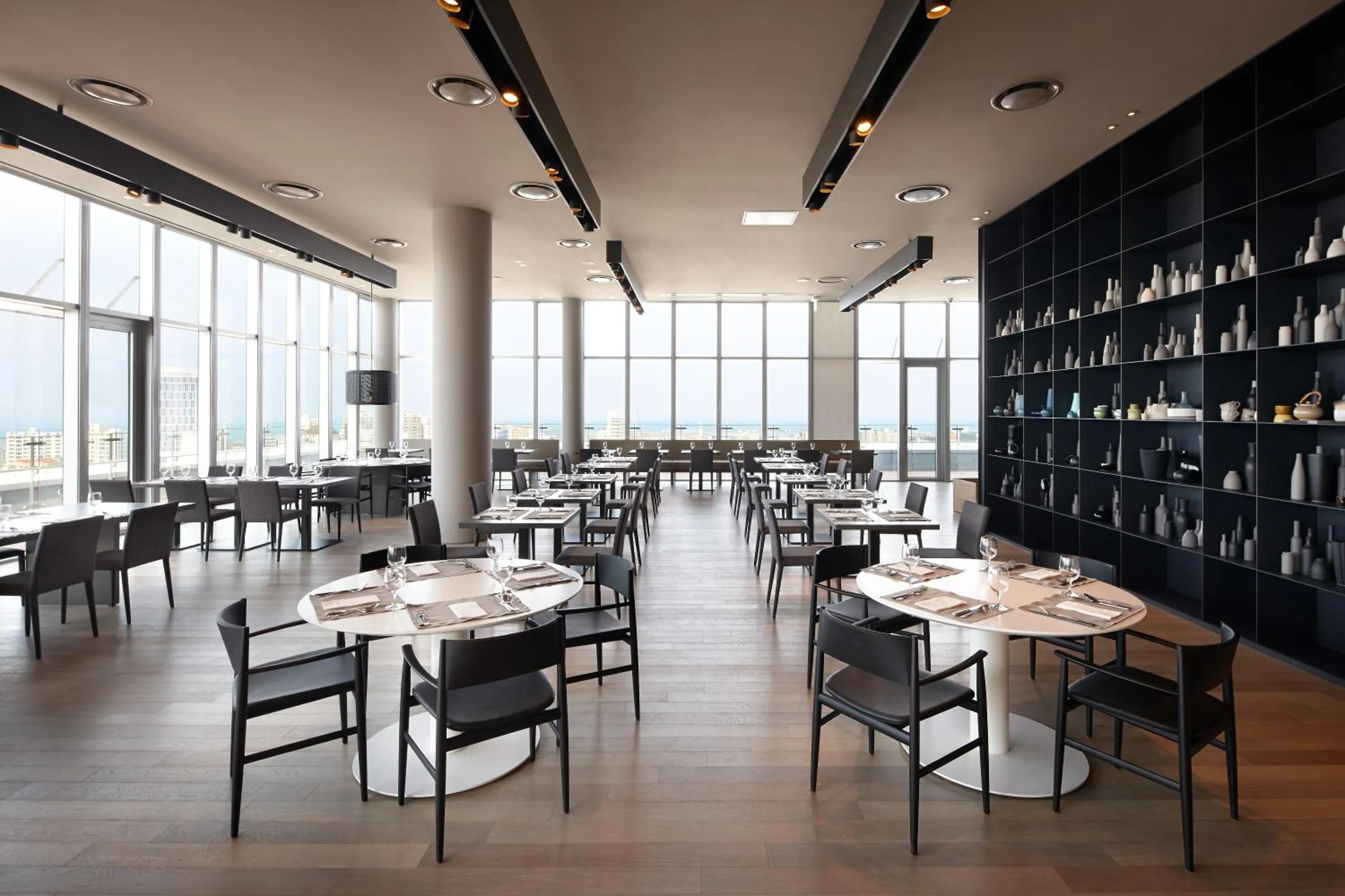 Restaurant/places to eat in Shilla Stay Jeju Airport