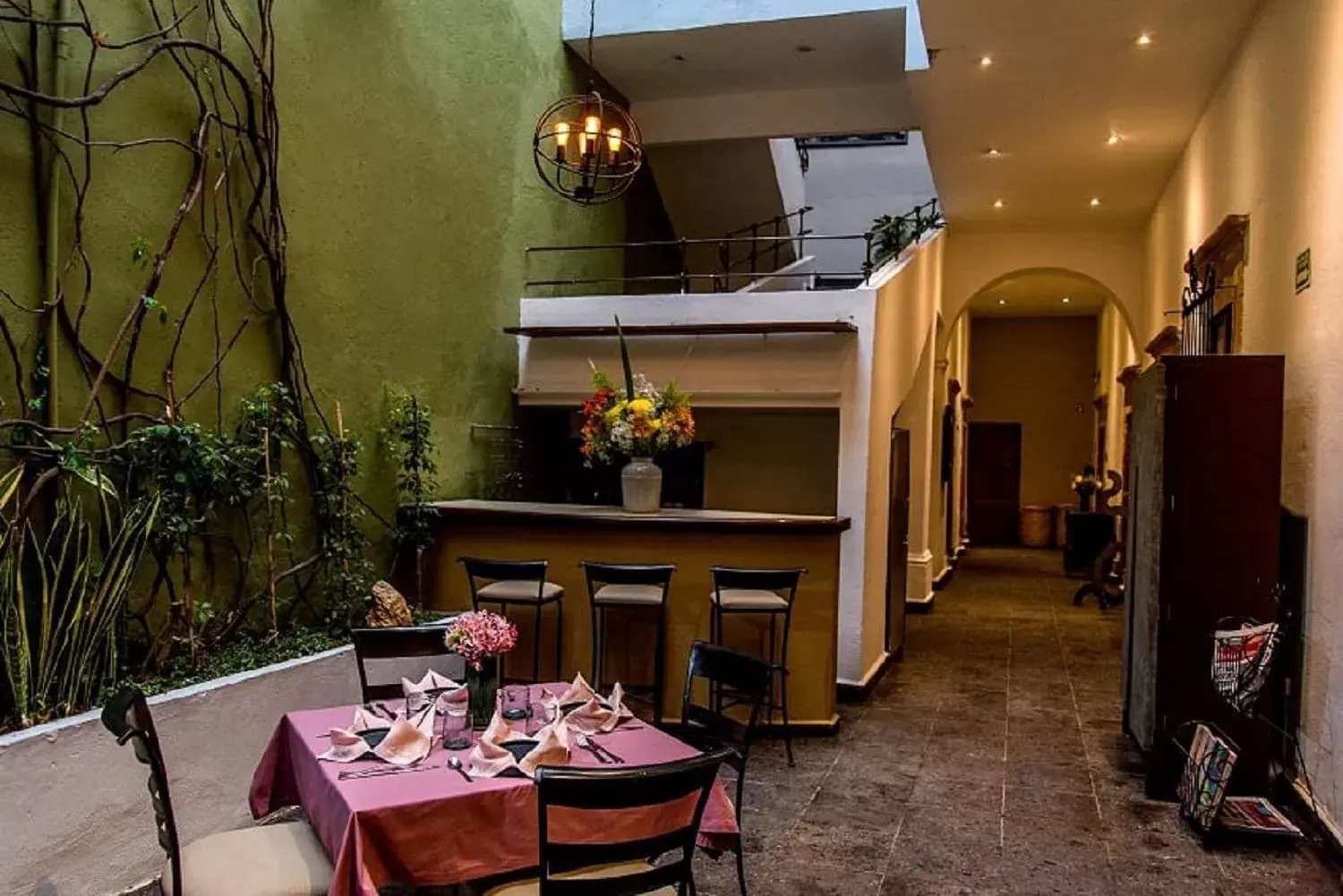 Restaurant/Places to Eat in Casa Aspeytia Hotel Boutique