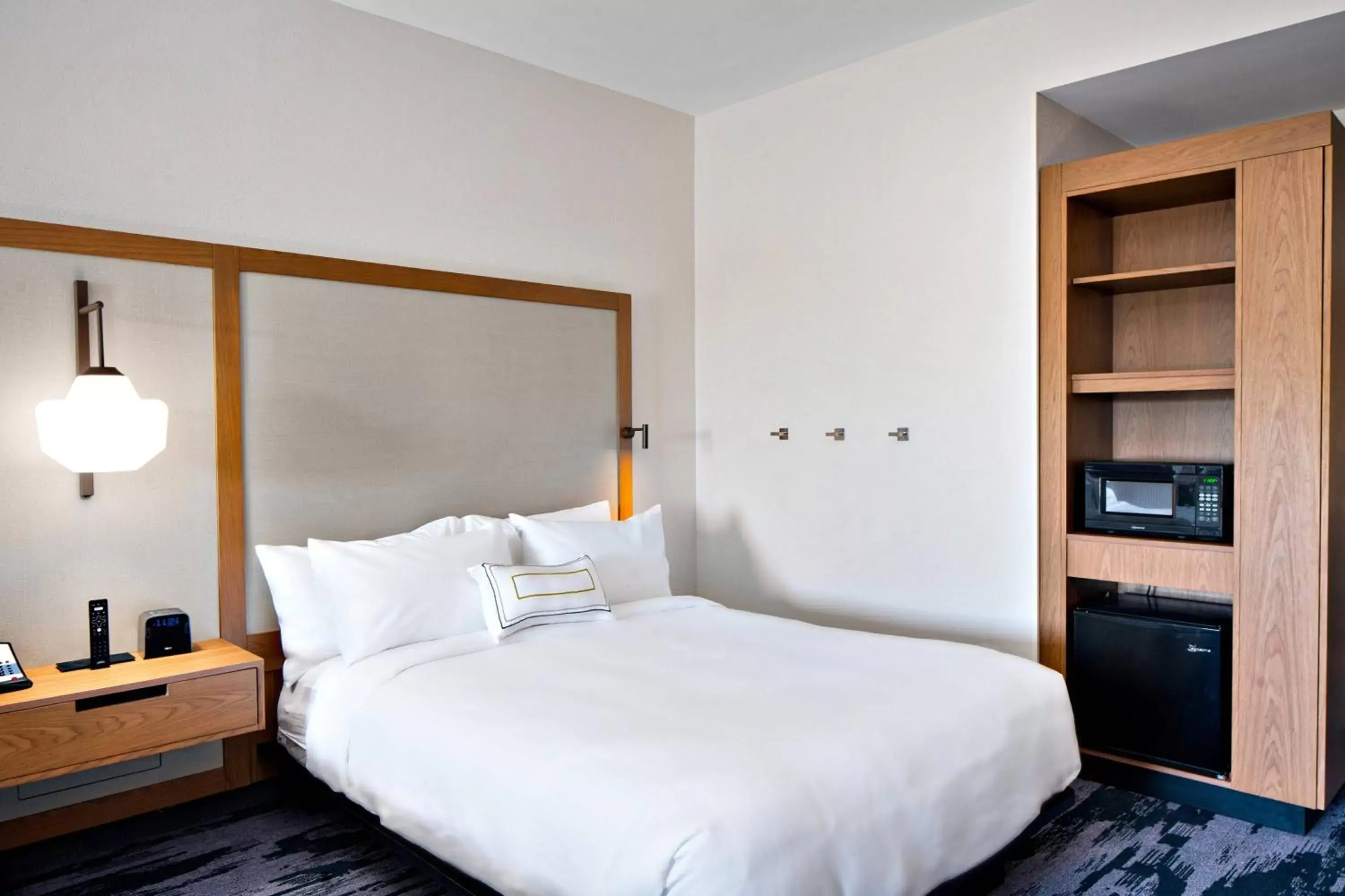 Photo of the whole room, Bed in Fairfield by Marriott Inn & Suites Deerfield Beach Boca Raton