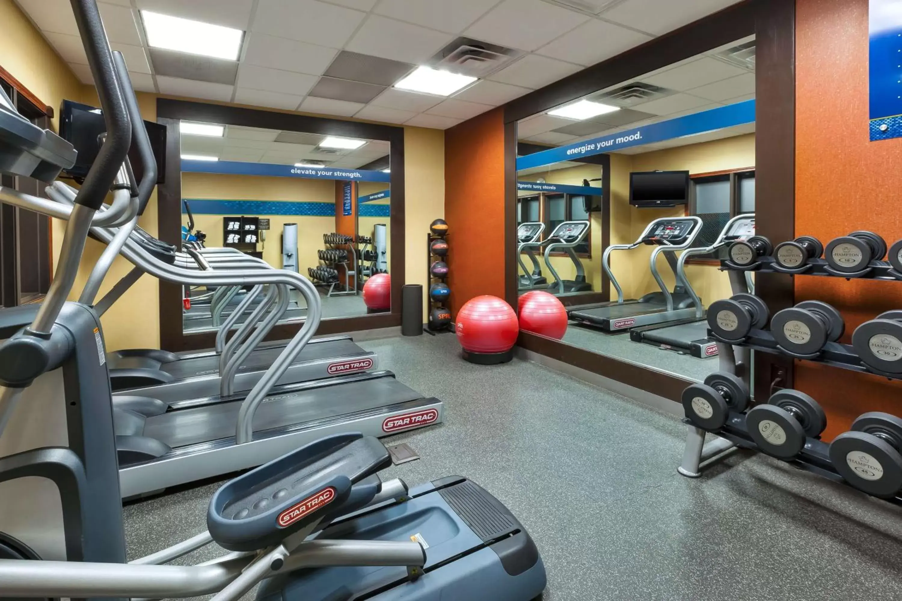 Fitness centre/facilities, Fitness Center/Facilities in Hampton Inn Waterbury