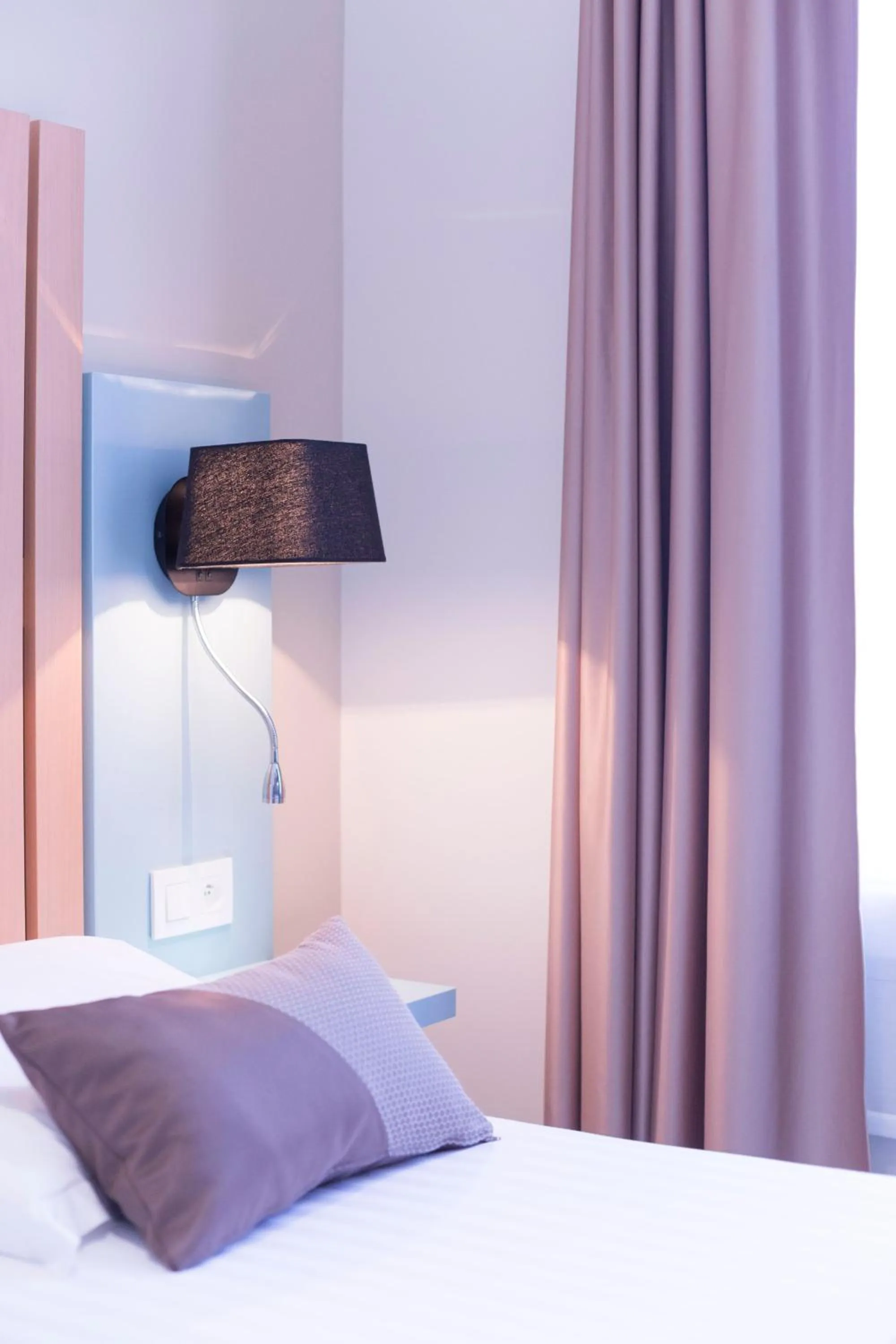 Bedroom, Bed in Hotel Des Arts