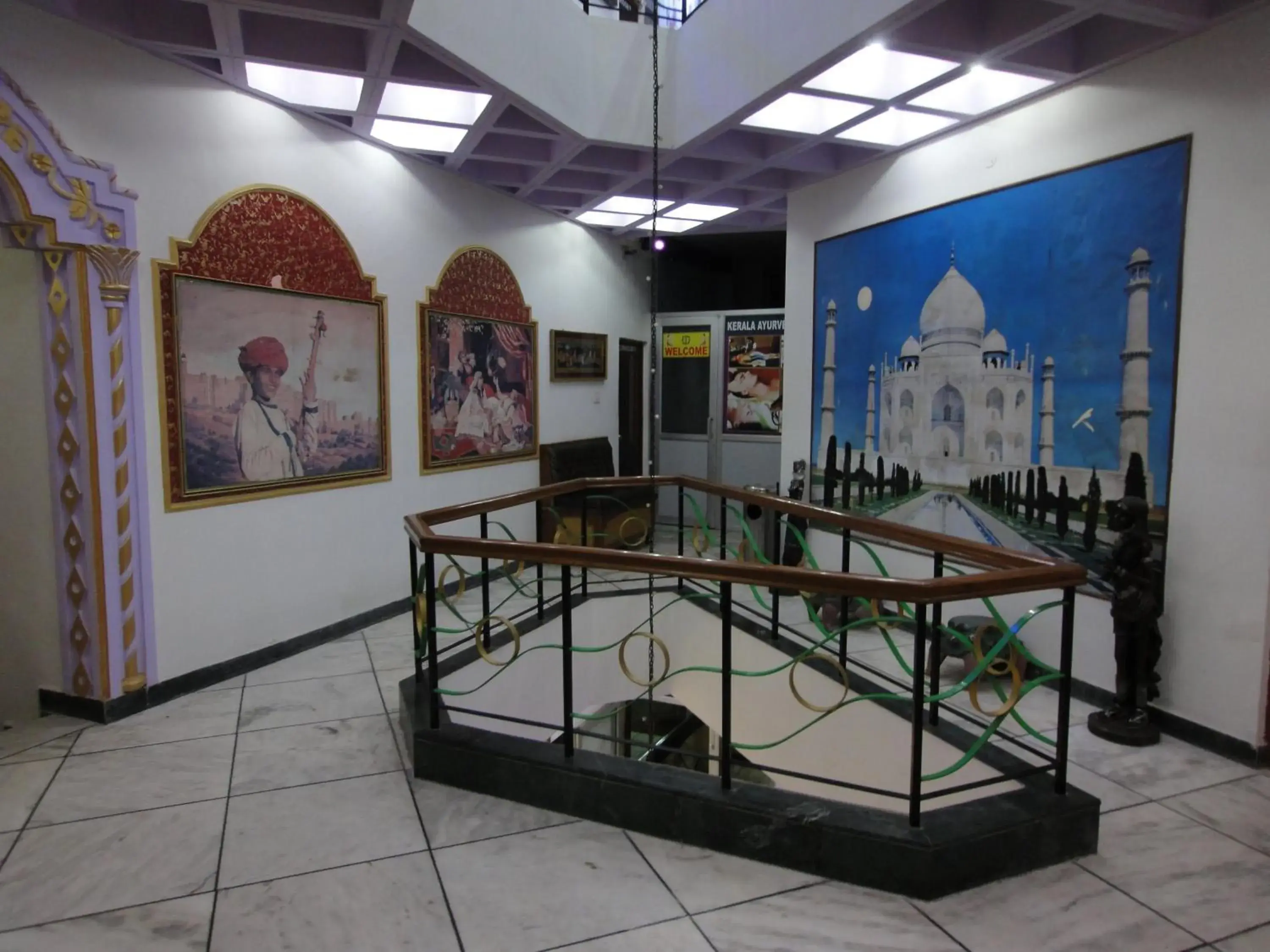 Area and facilities in Hotel Taj Plaza, VIP Road, Agra