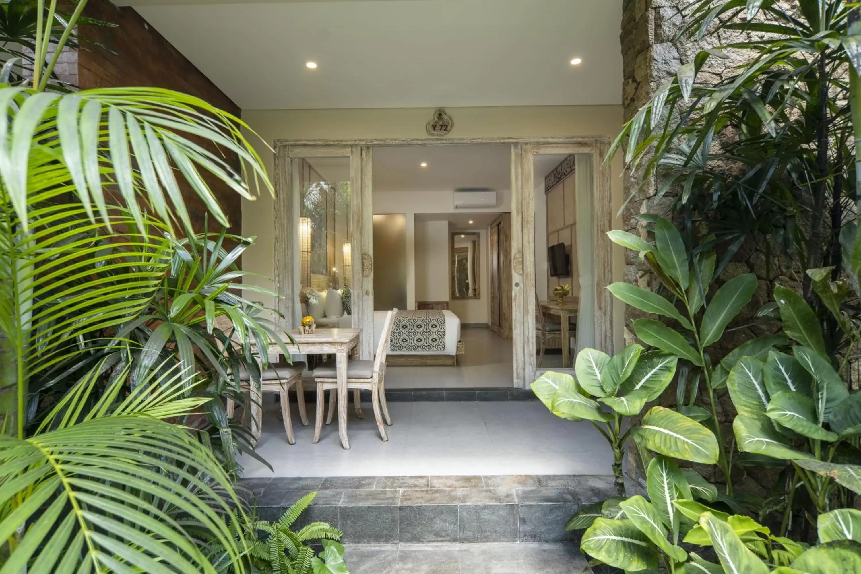 Facade/entrance in The Sun of Granary Resort and Villas