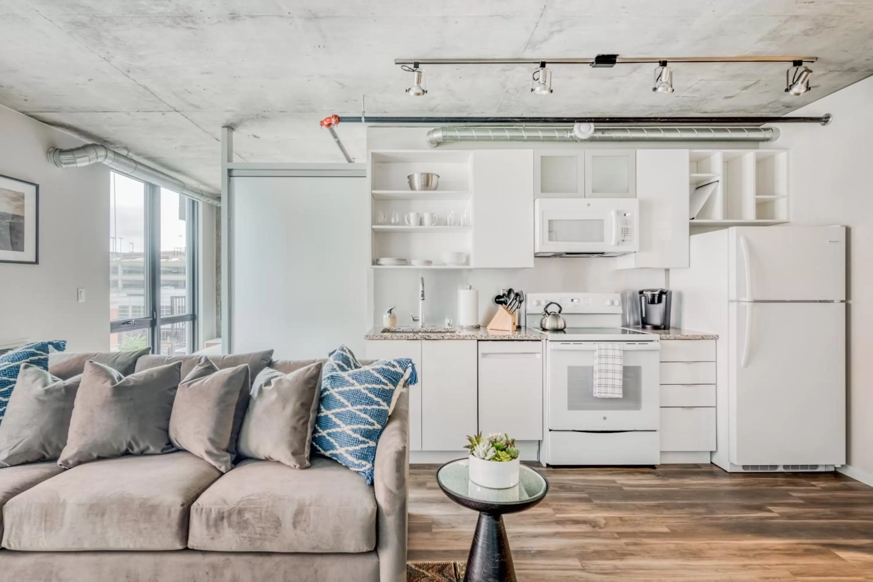 Seating Area in Mint House Minneapolis - Downtown West