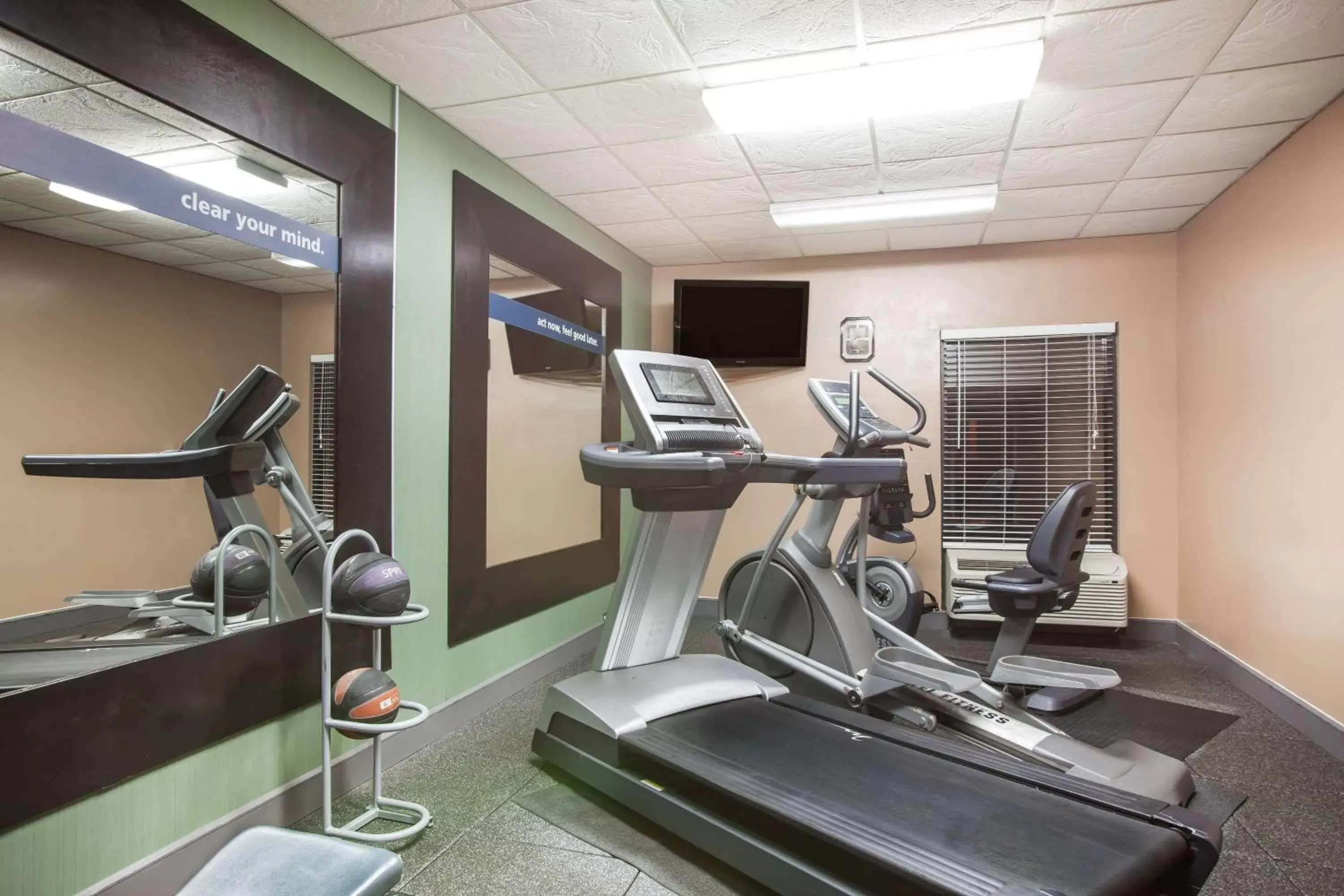 Activities, Fitness Center/Facilities in Wingate by Wyndham North Little Rock