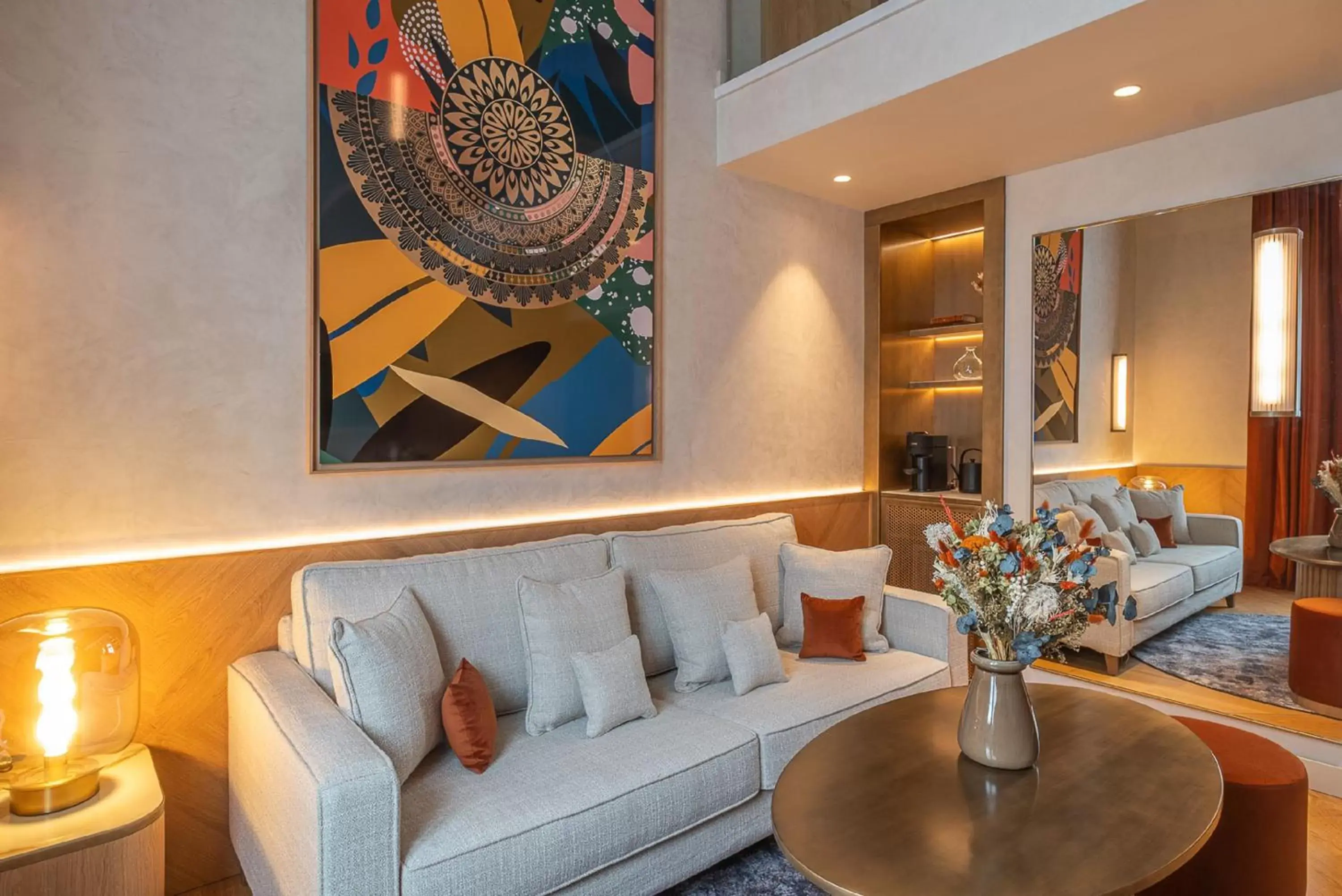 Communal lounge/ TV room, Seating Area in Hôtel Burdigala by Inwood Hotels