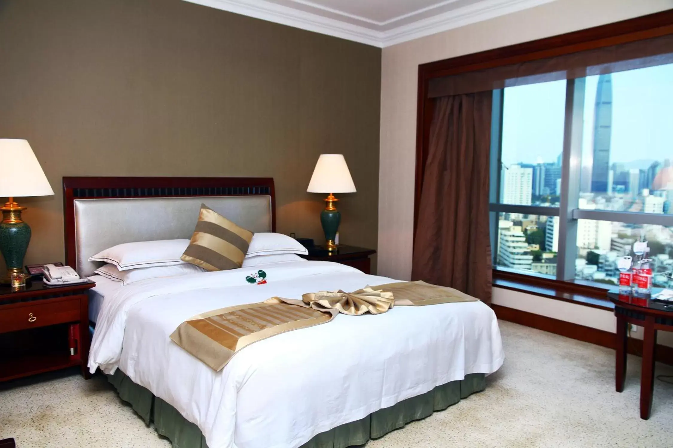 Bed in The Pavilion Hotel Shenzhen (Huaqiang NorthBusiness Zone)