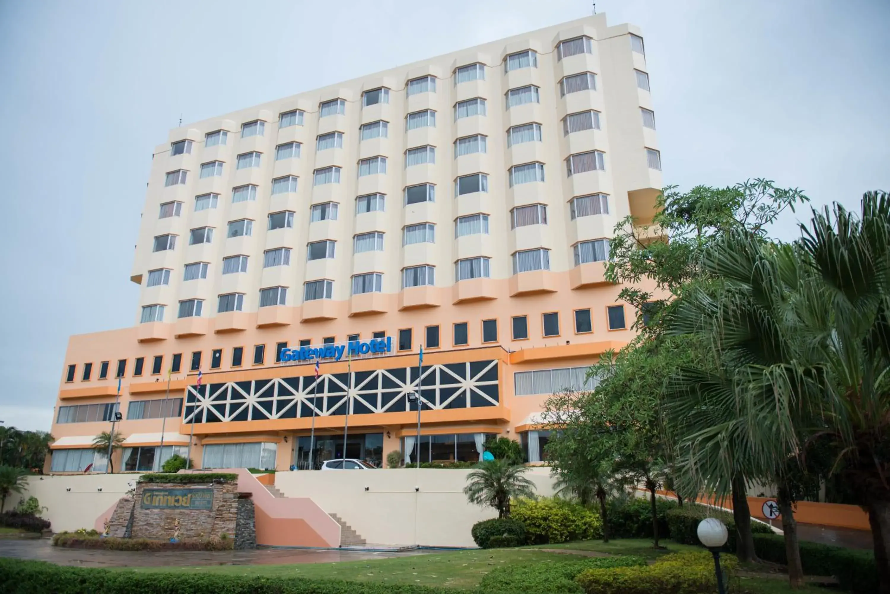 Property Building in Phayao Gateway Hotel