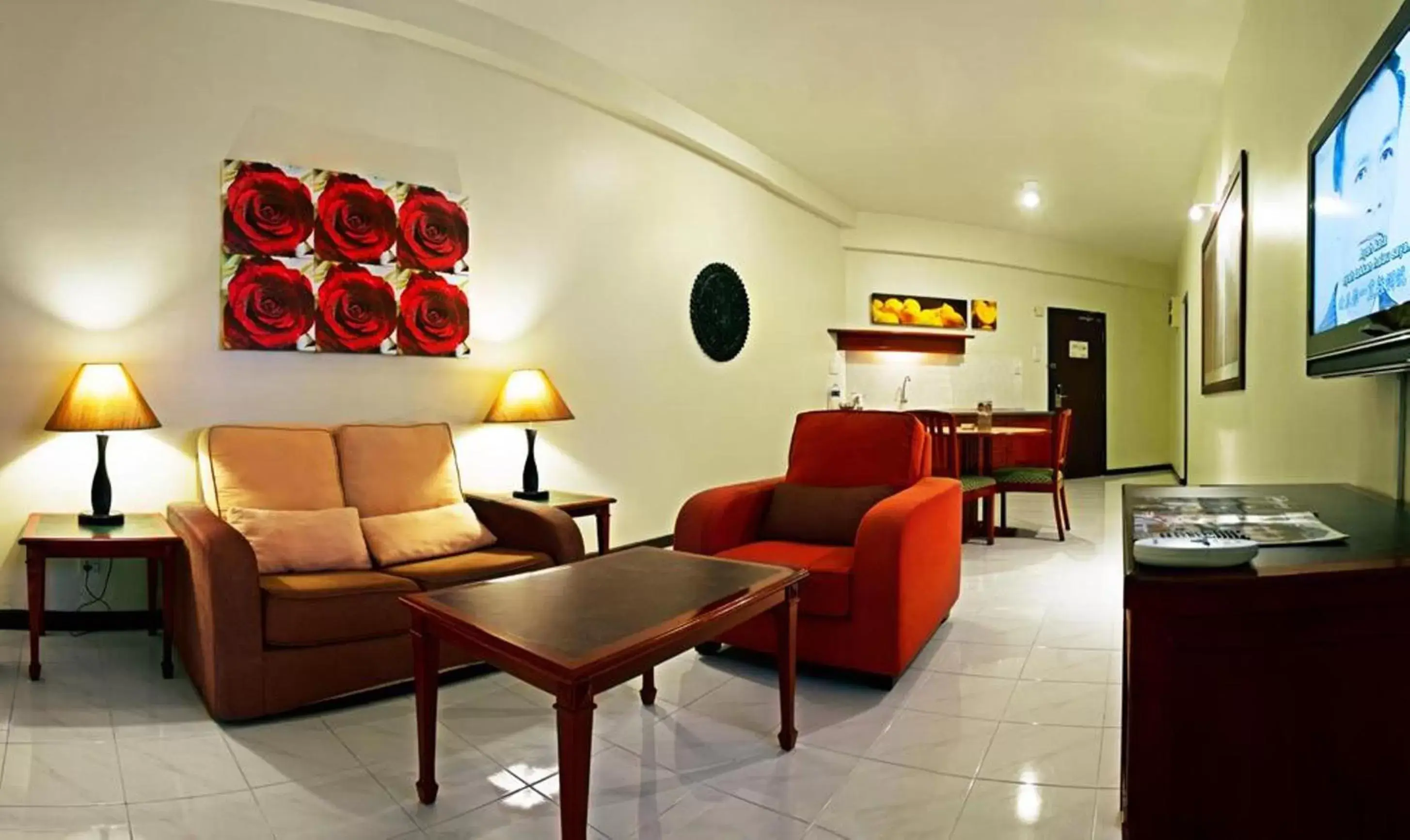 Living room, Seating Area in Rainbow Paradise Beach Resort