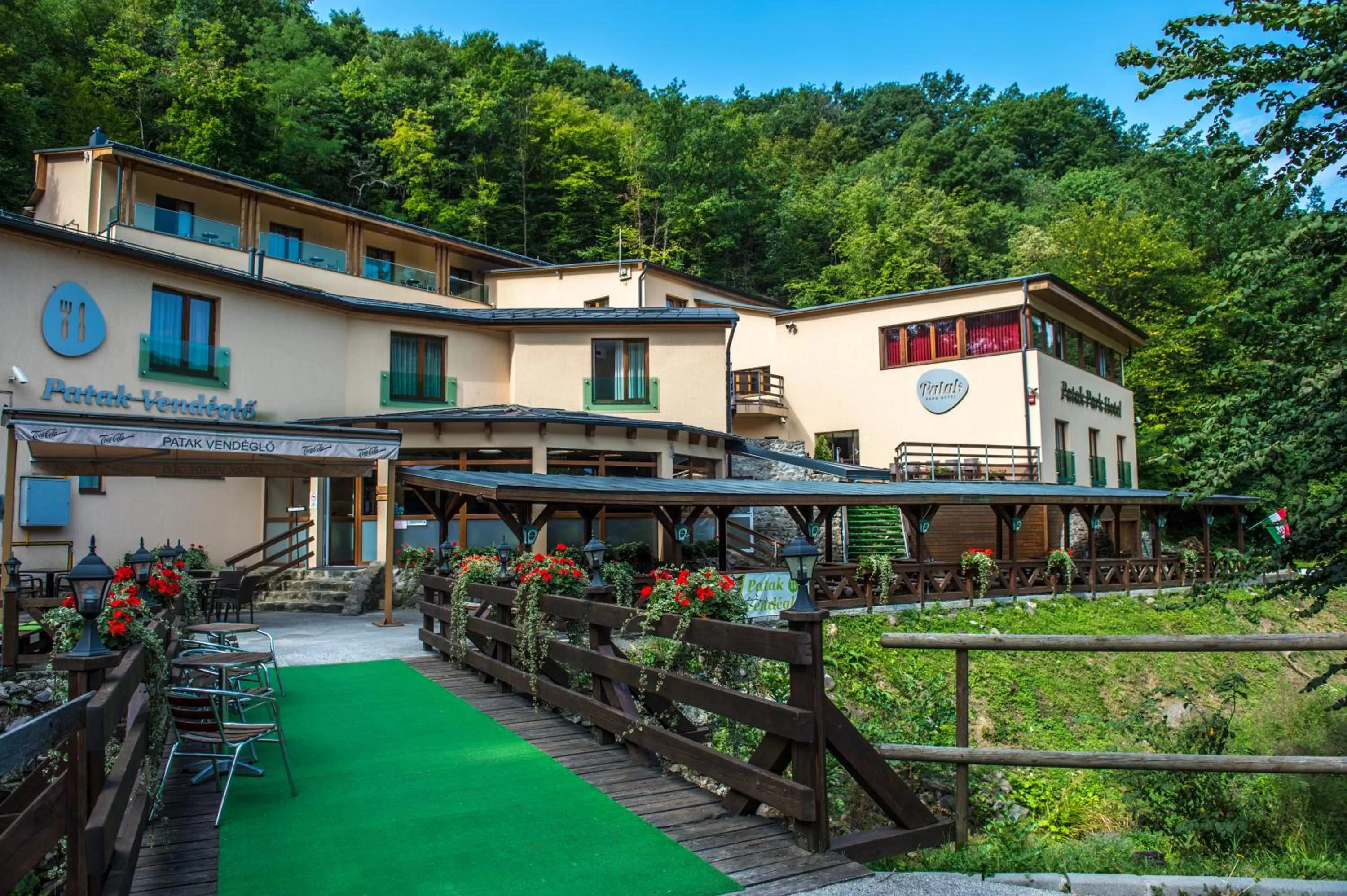 Patio in Patak Park Hotel Visegrád